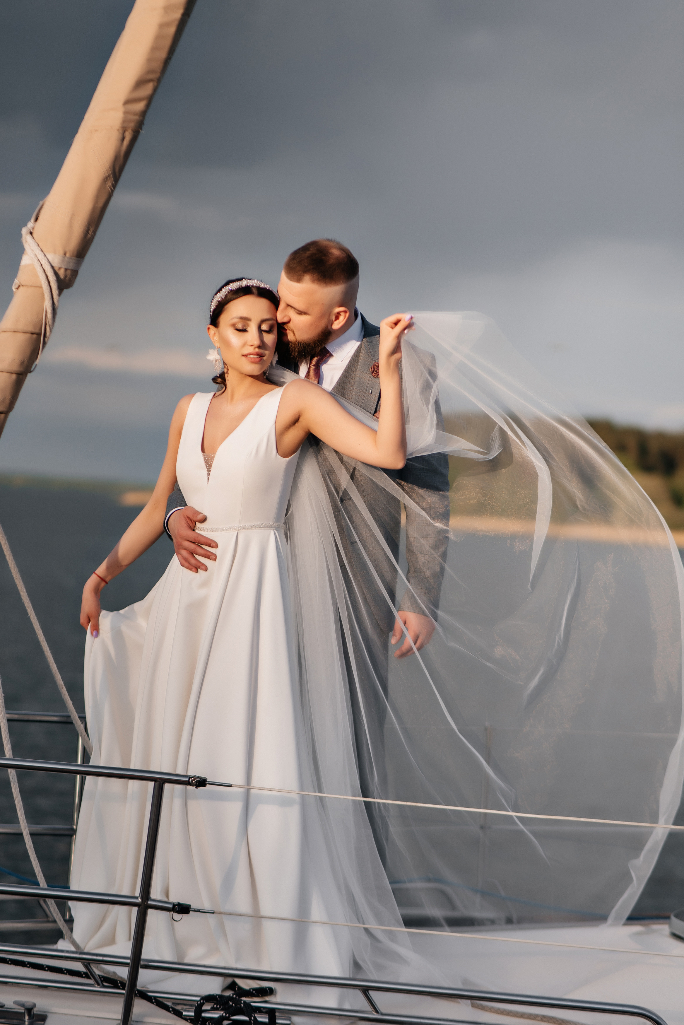 Василиса и Евгений. Свадебный салон-ателье Бонжур в Минске Bonjour