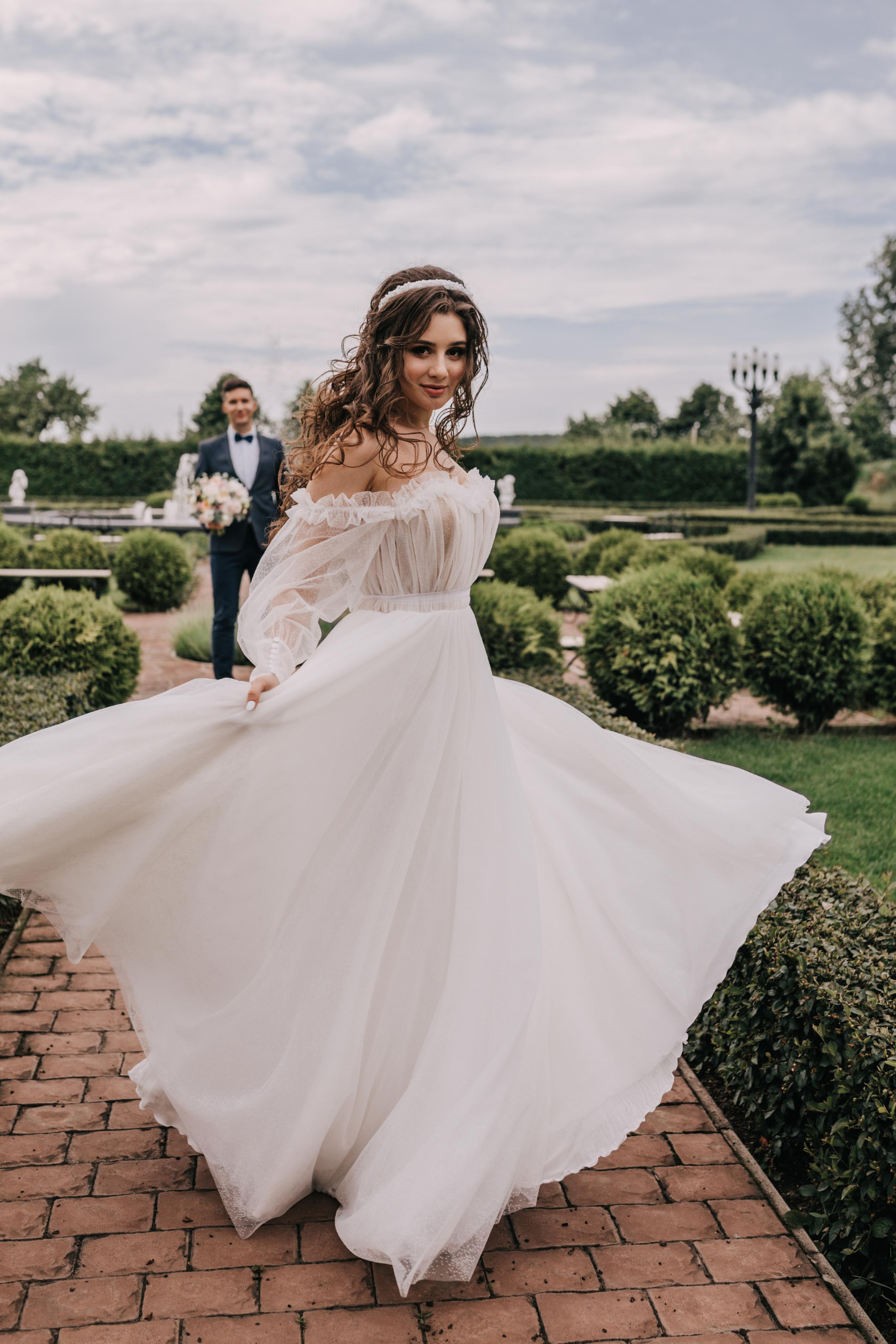 Юля и Максим. Свадебный салон-ателье Бонжур в Минске Bonjour