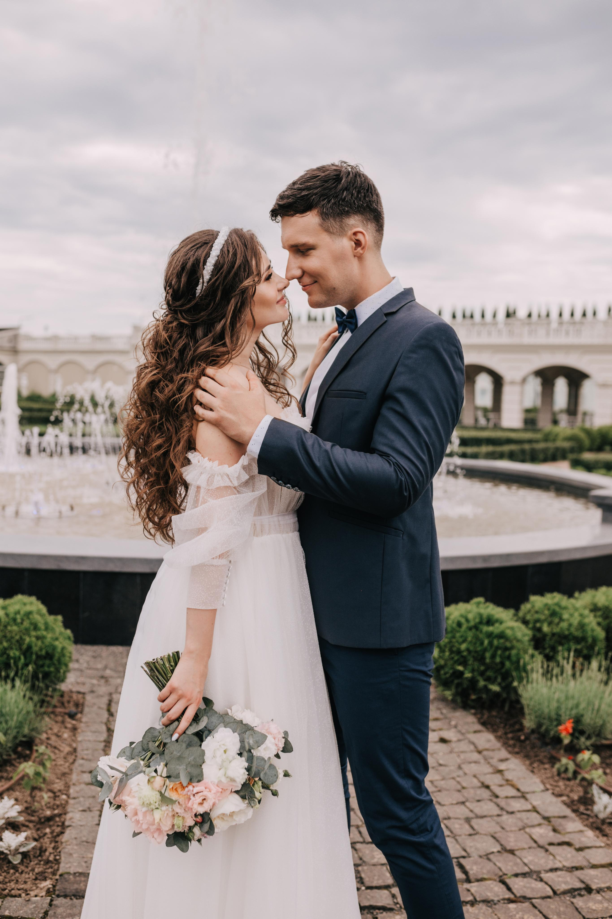 Юля и Максим. Свадебный салон-ателье Бонжур в Минске Bonjour