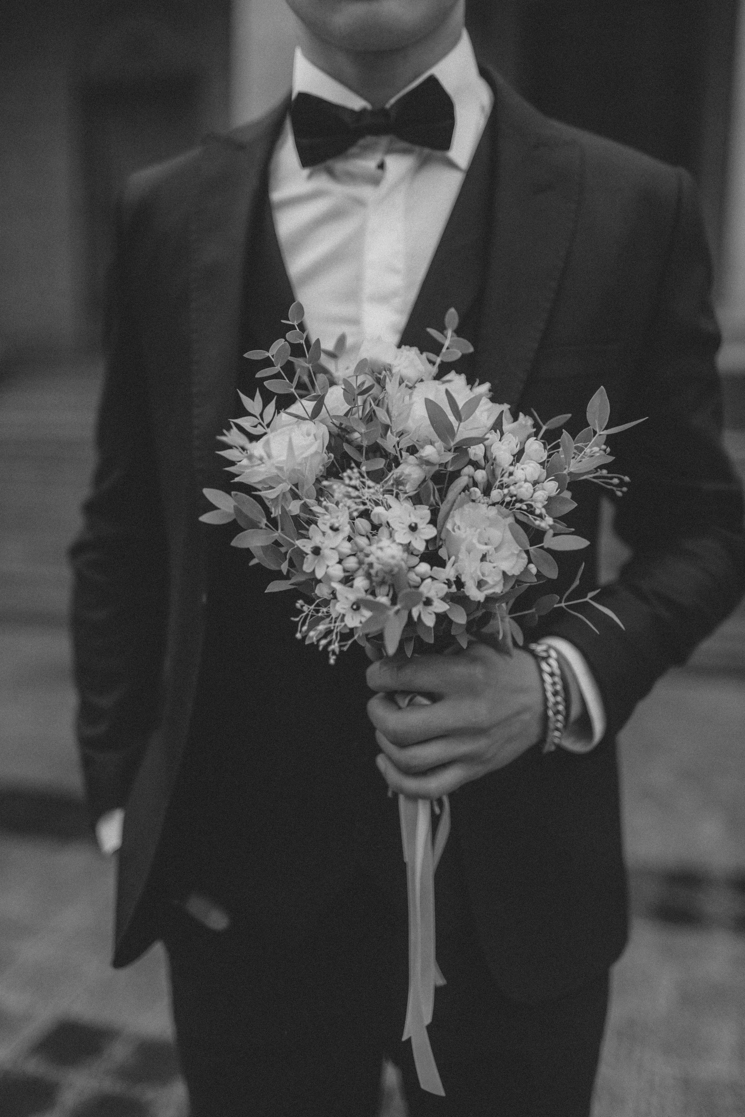 Фотосессия невесты Маргариты в свадебном платье Брижит миди от Бонжур. Свадебный салон-ателье Бонжур в Минске Bonjour