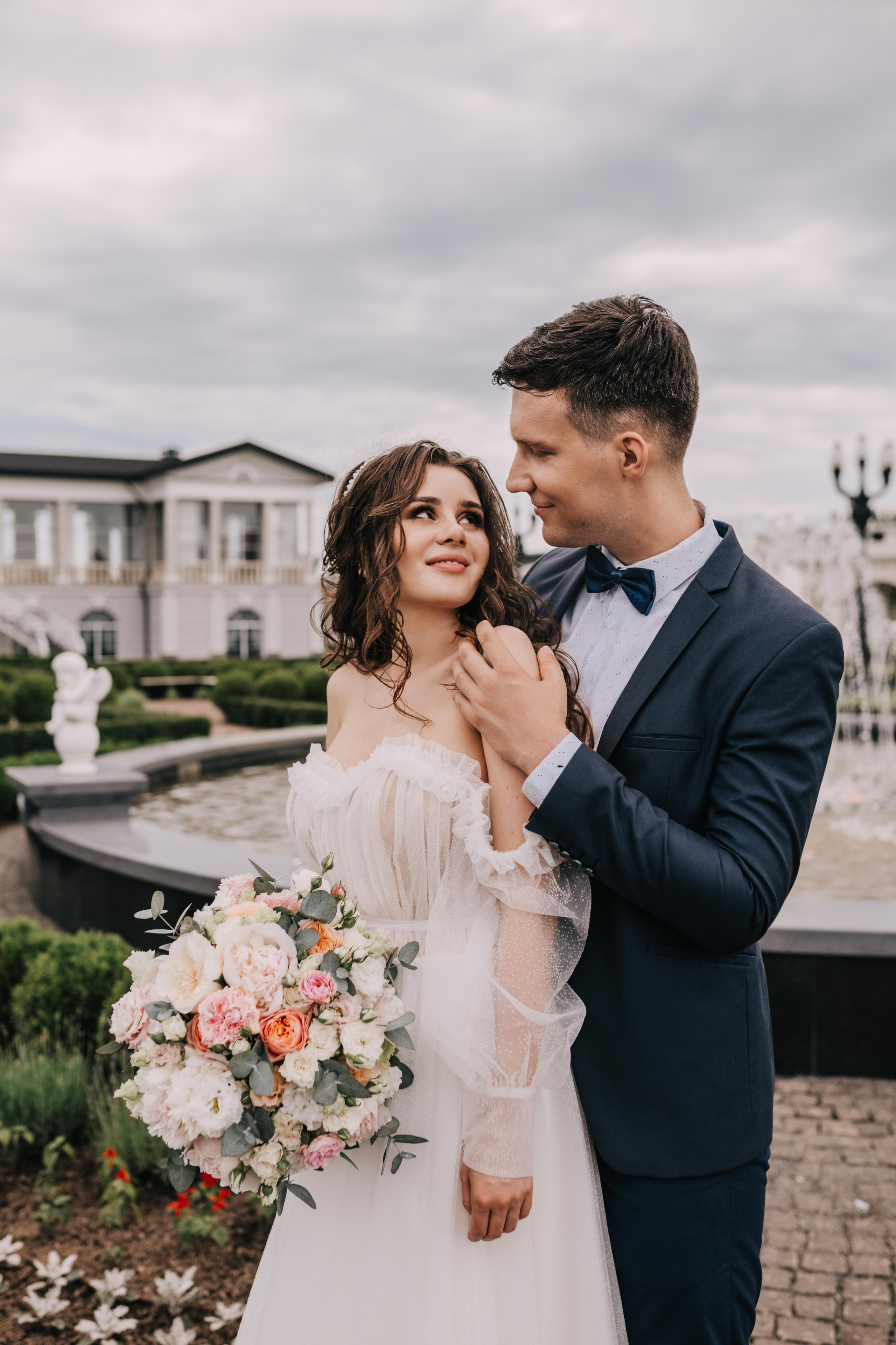 Юля и Максим. Свадебный салон-ателье Бонжур в Минске Bonjour