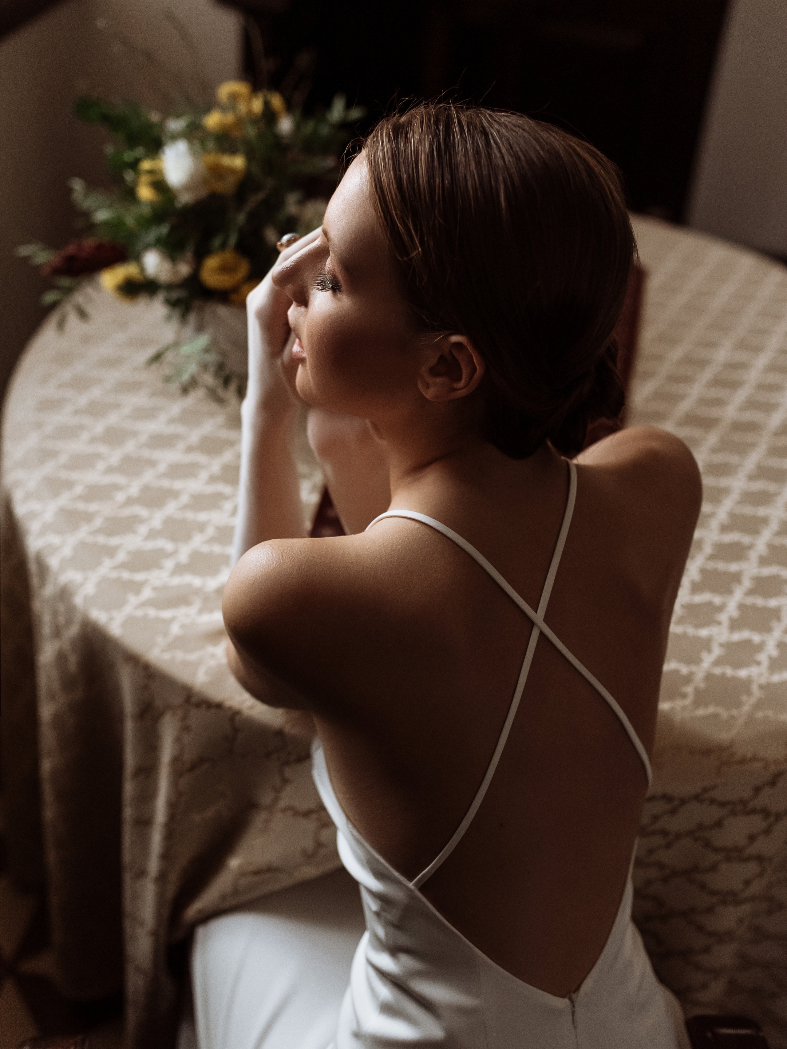 Фотосессия невесты Валерии в свадебном платье Лили  от салона Бонжур. Свадебный салон-ателье Бонжур в Минске Bonjour