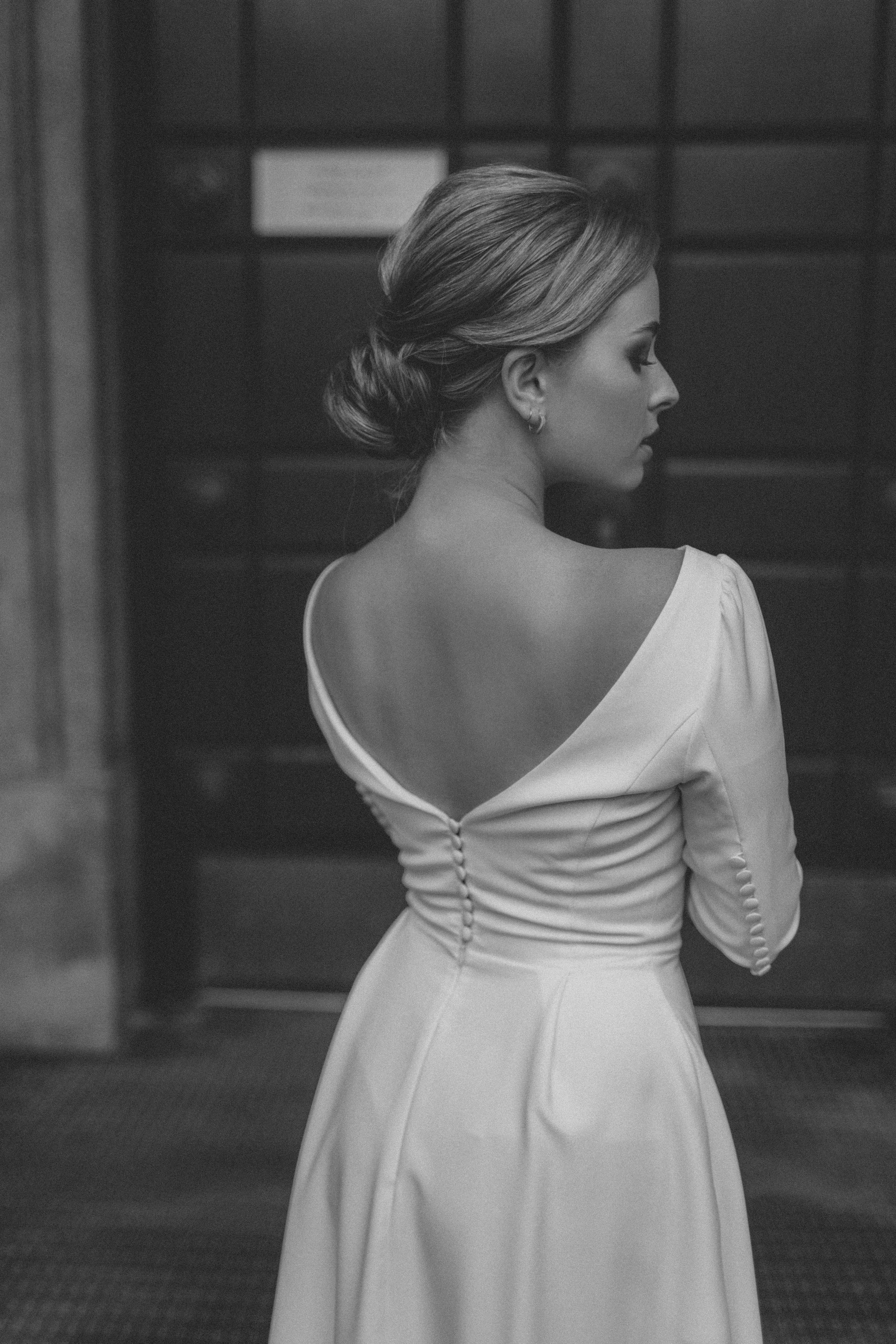 Фотосессия невесты Маргариты в свадебном платье Брижит миди от Бонжур. Свадебный салон-ателье Бонжур в Минске Bonjour