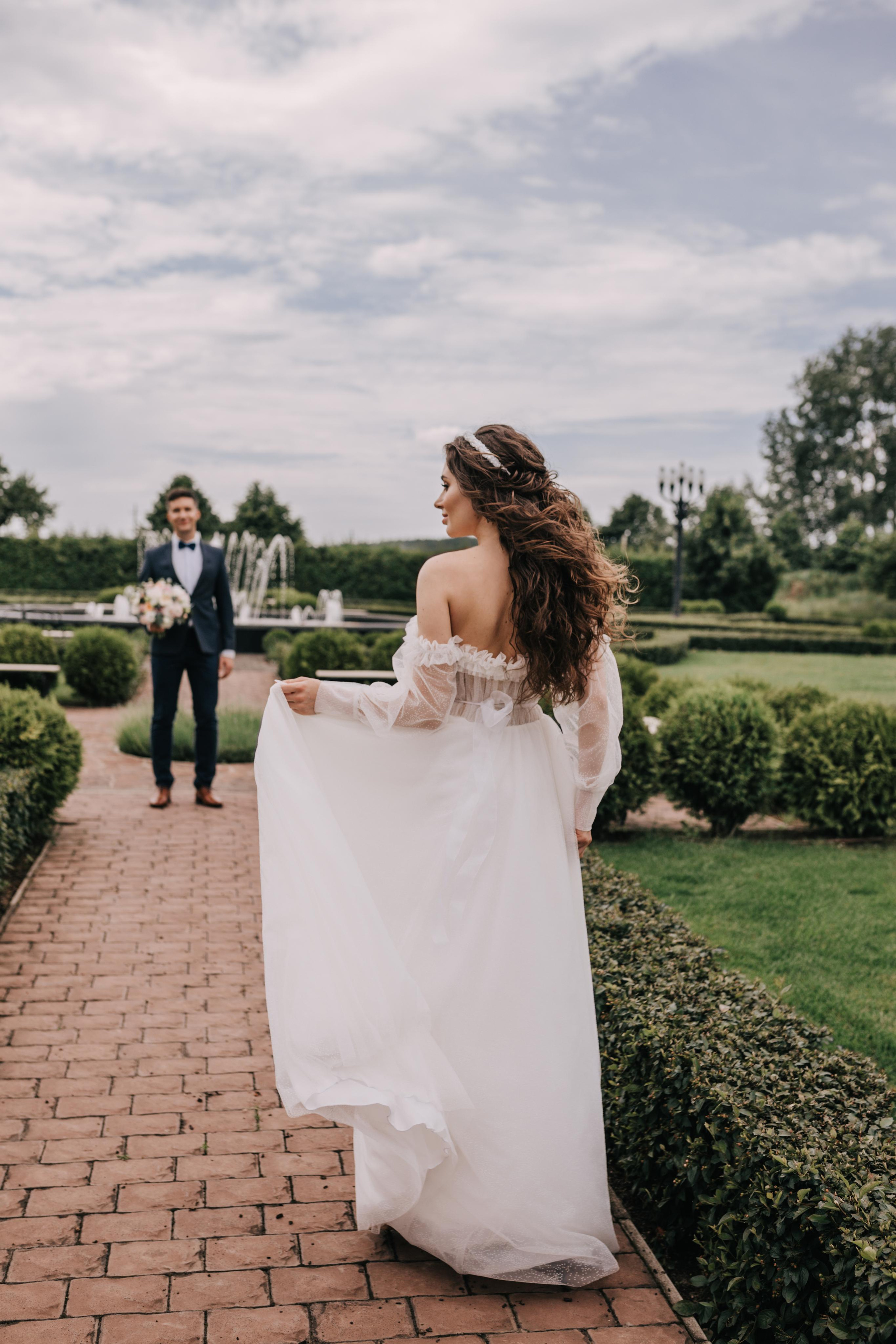Юля и Максим. Свадебный салон-ателье Бонжур в Минске Bonjour