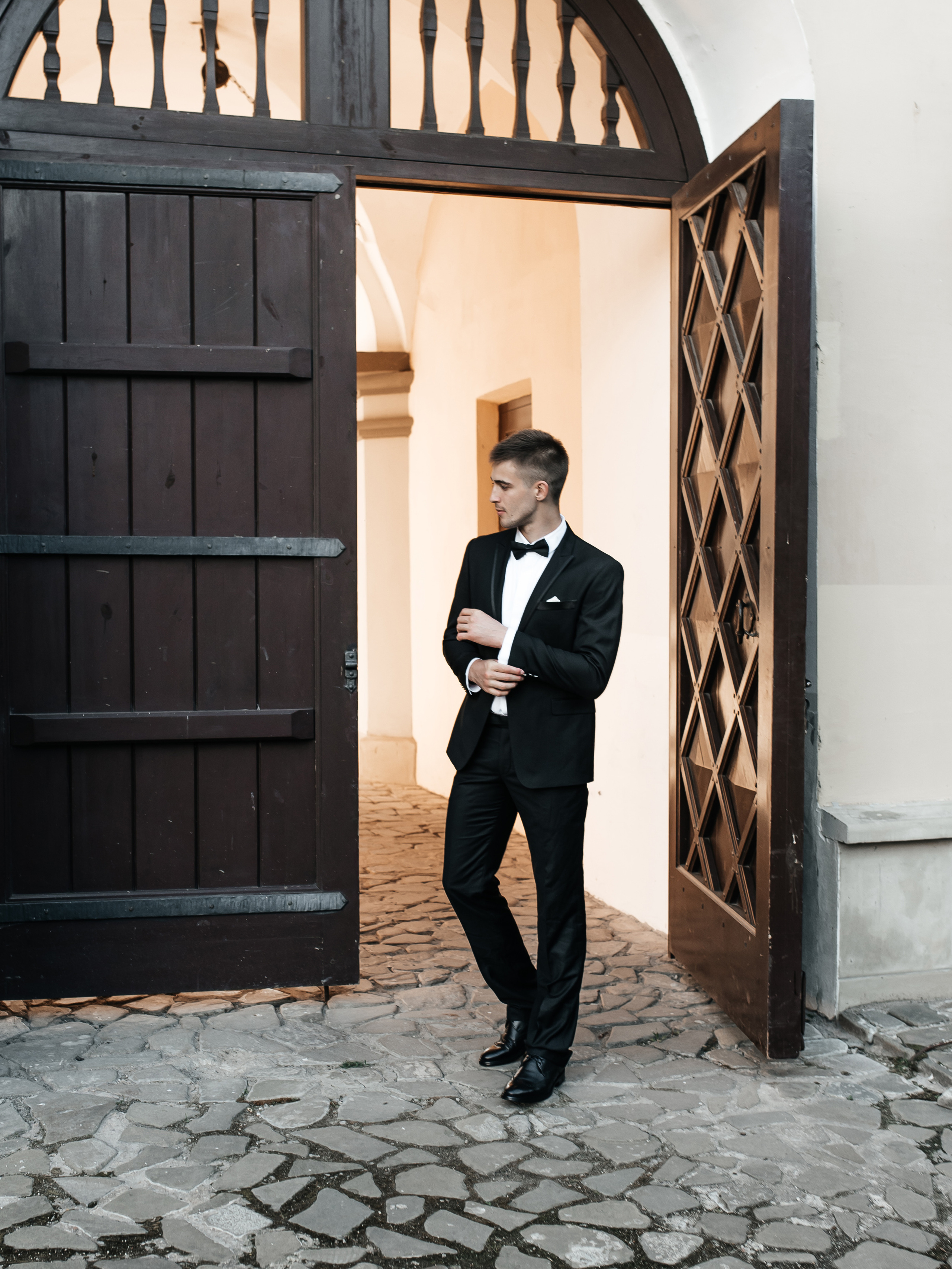 Валентин и Мария. Свадебный салон-ателье Бонжур в Минске Bonjour