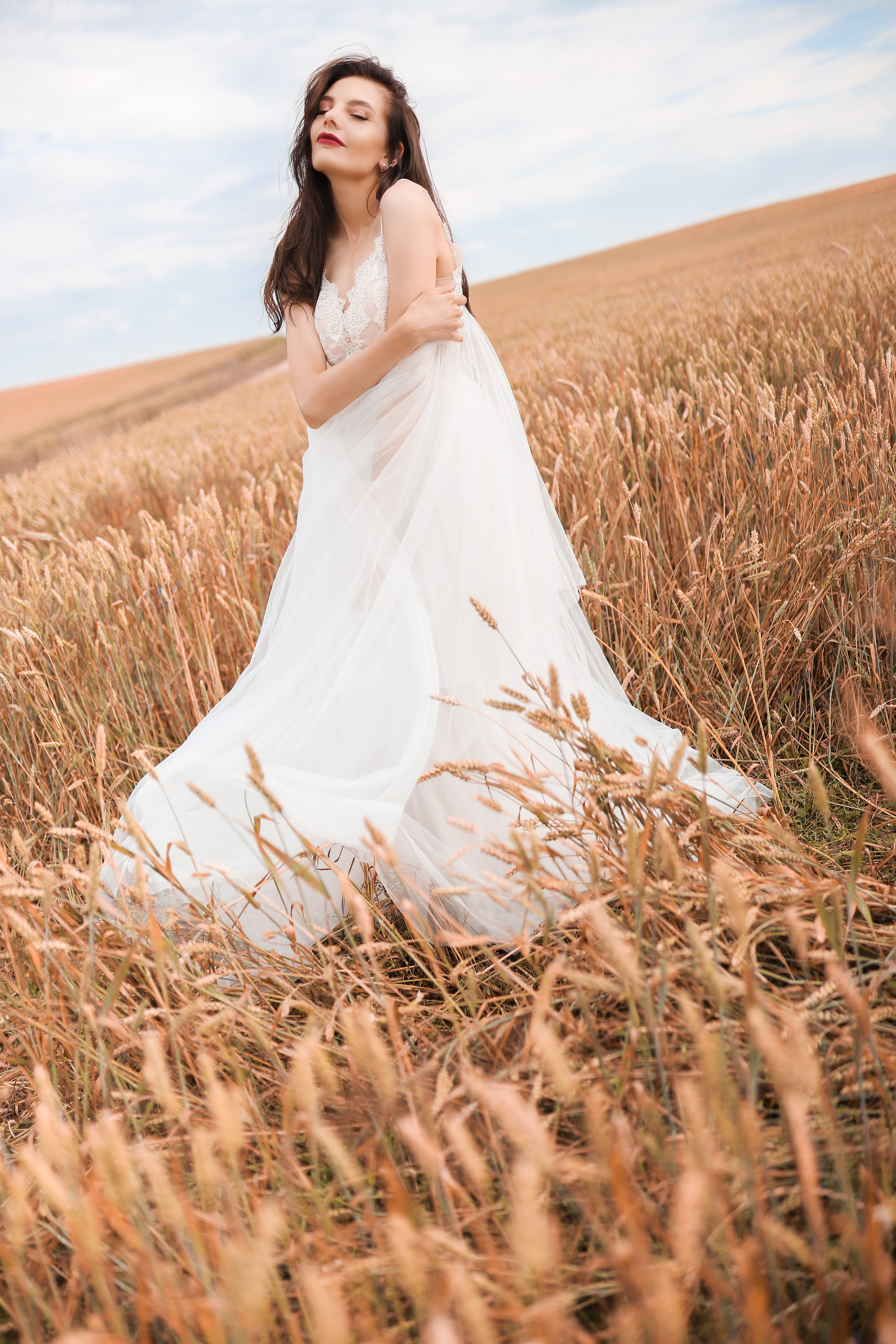 Ангелина. Свадебный салон-ателье Бонжур в Минске Bonjour