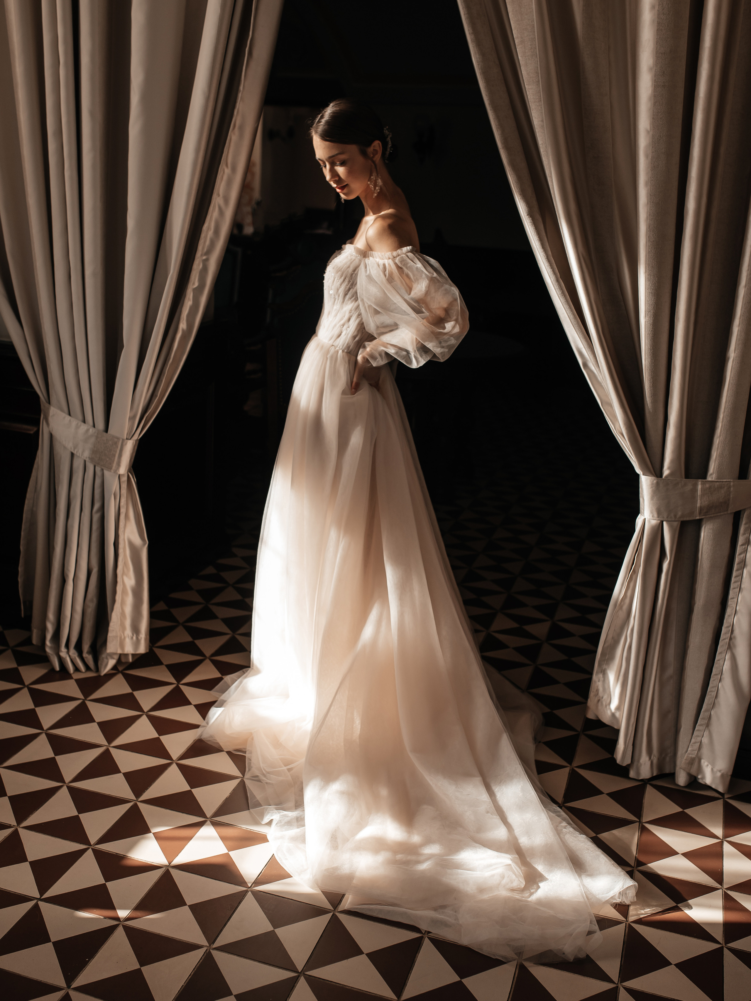 Валентин и Мария. Свадебный салон-ателье Бонжур в Минске Bonjour