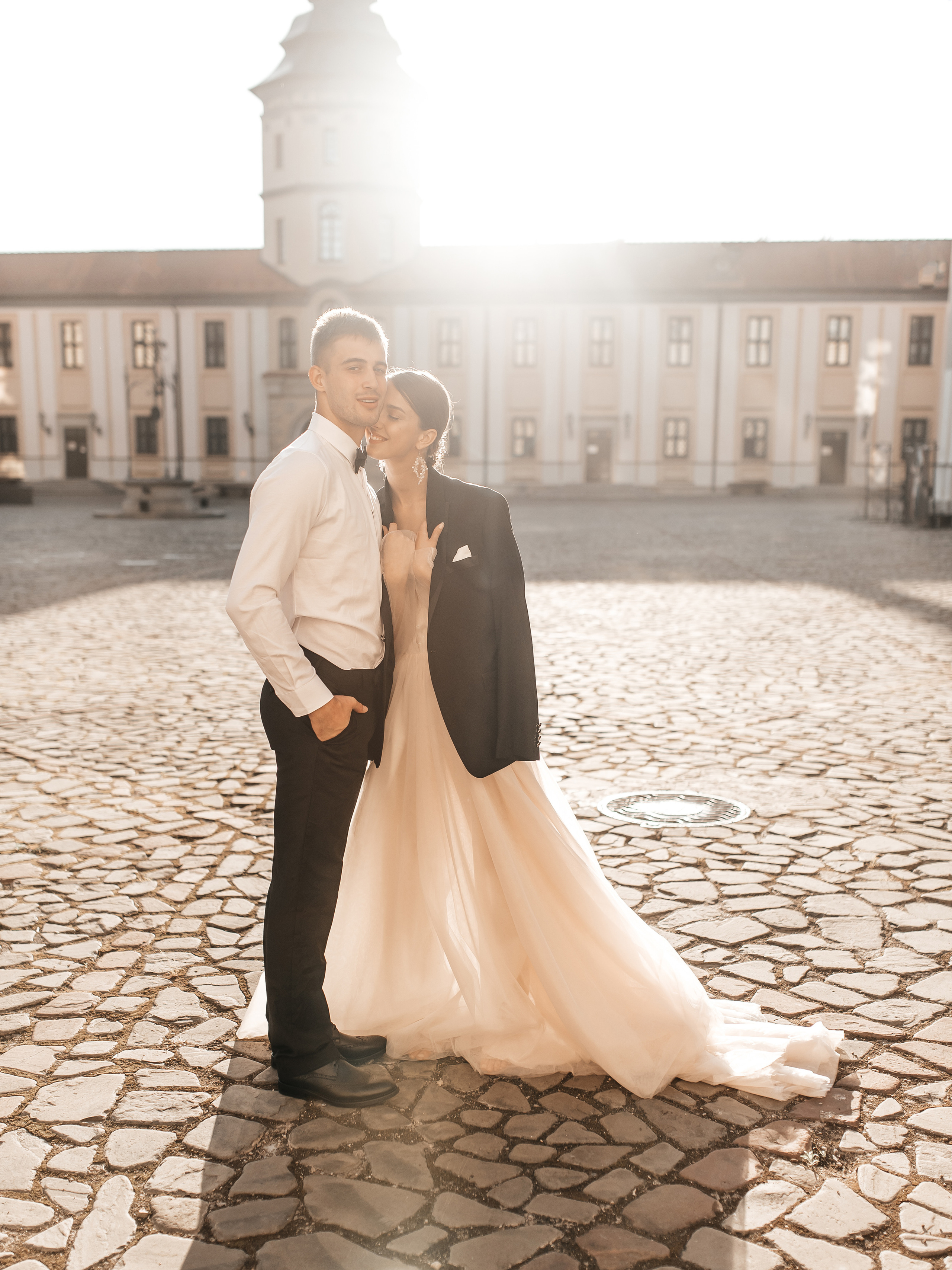 Валентин и Мария. Свадебный салон-ателье Бонжур в Минске Bonjour