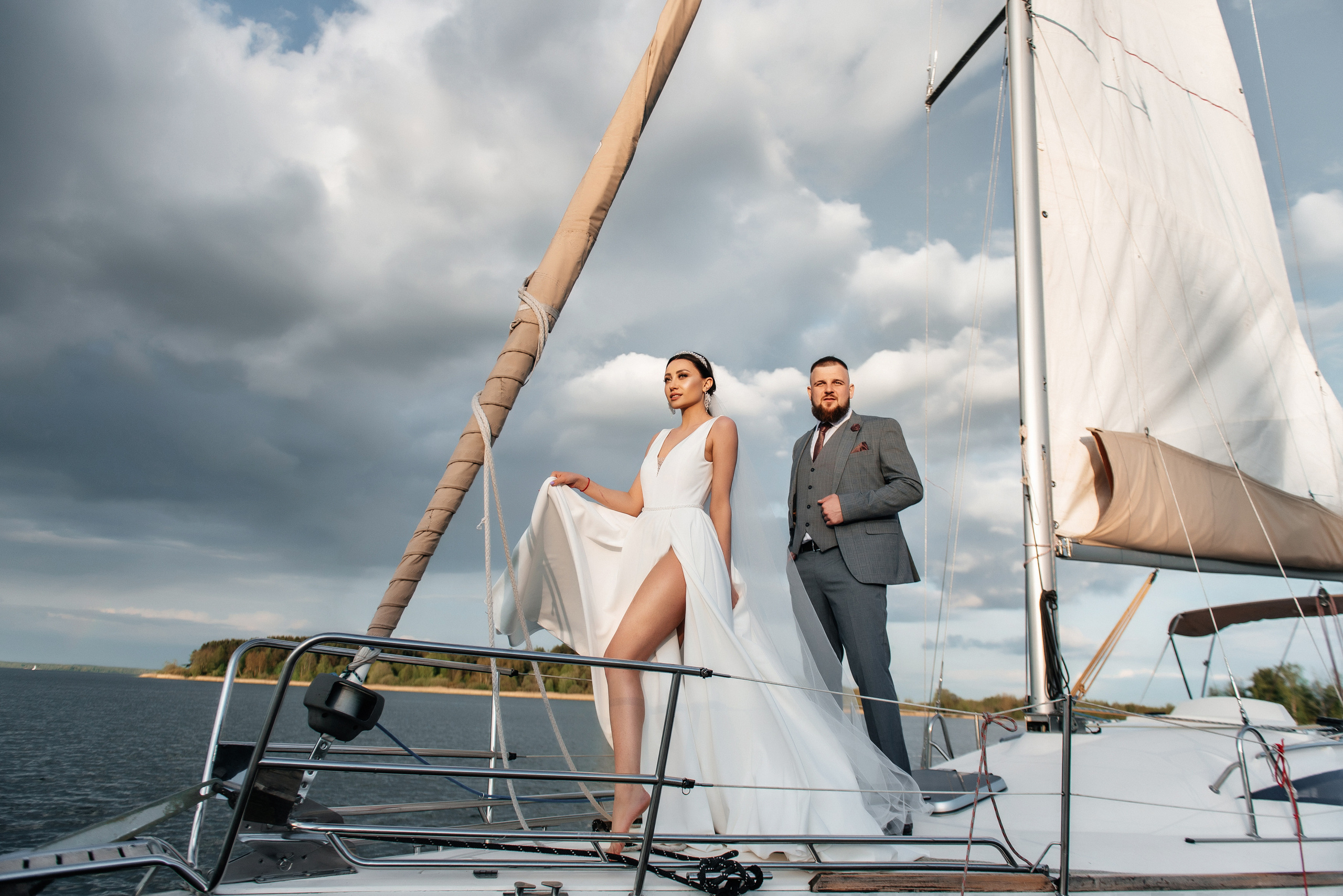 Василиса и Евгений. Свадебный салон-ателье Бонжур в Минске Bonjour