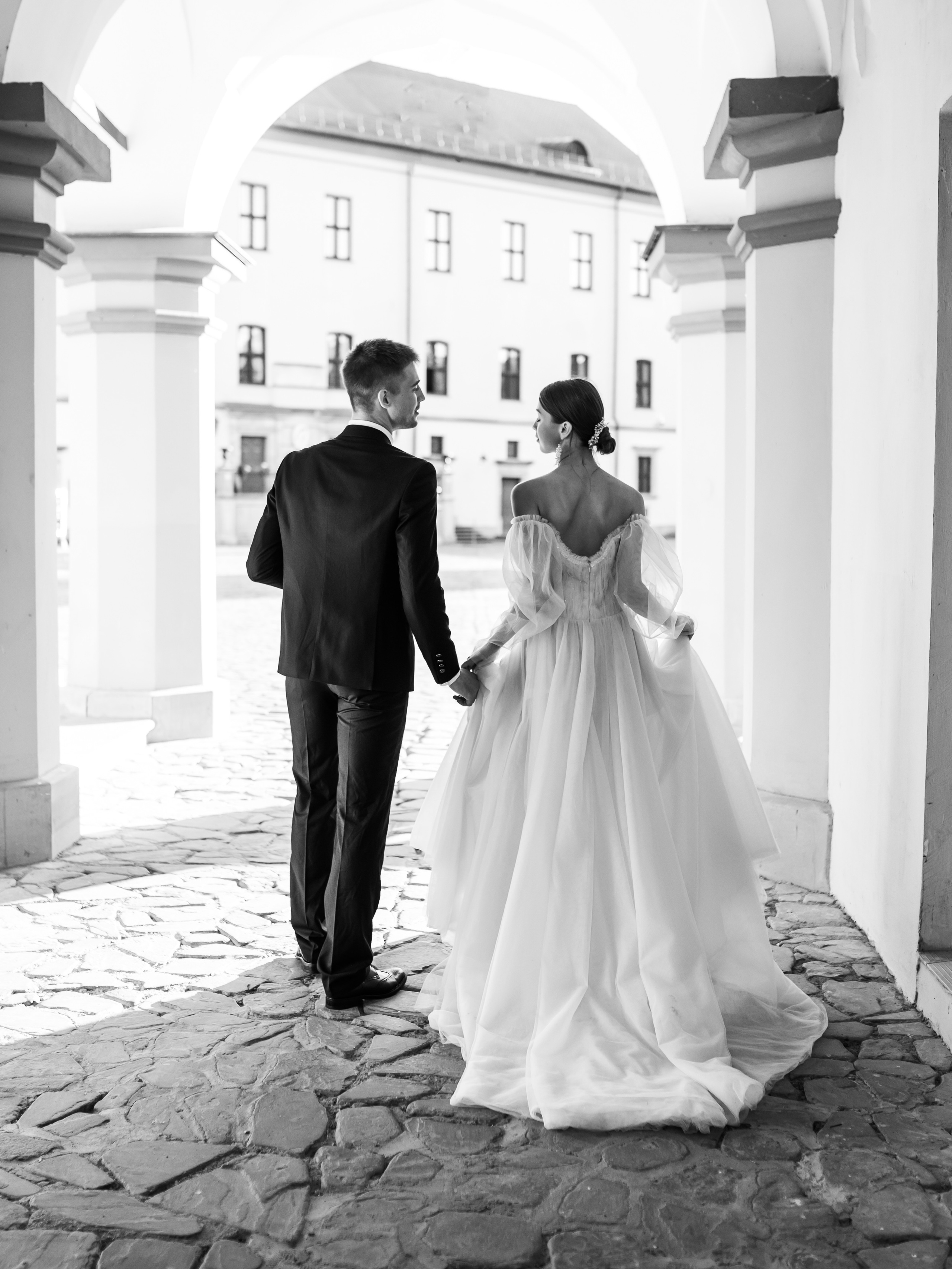 Валентин и Мария. Свадебный салон-ателье Бонжур в Минске Bonjour