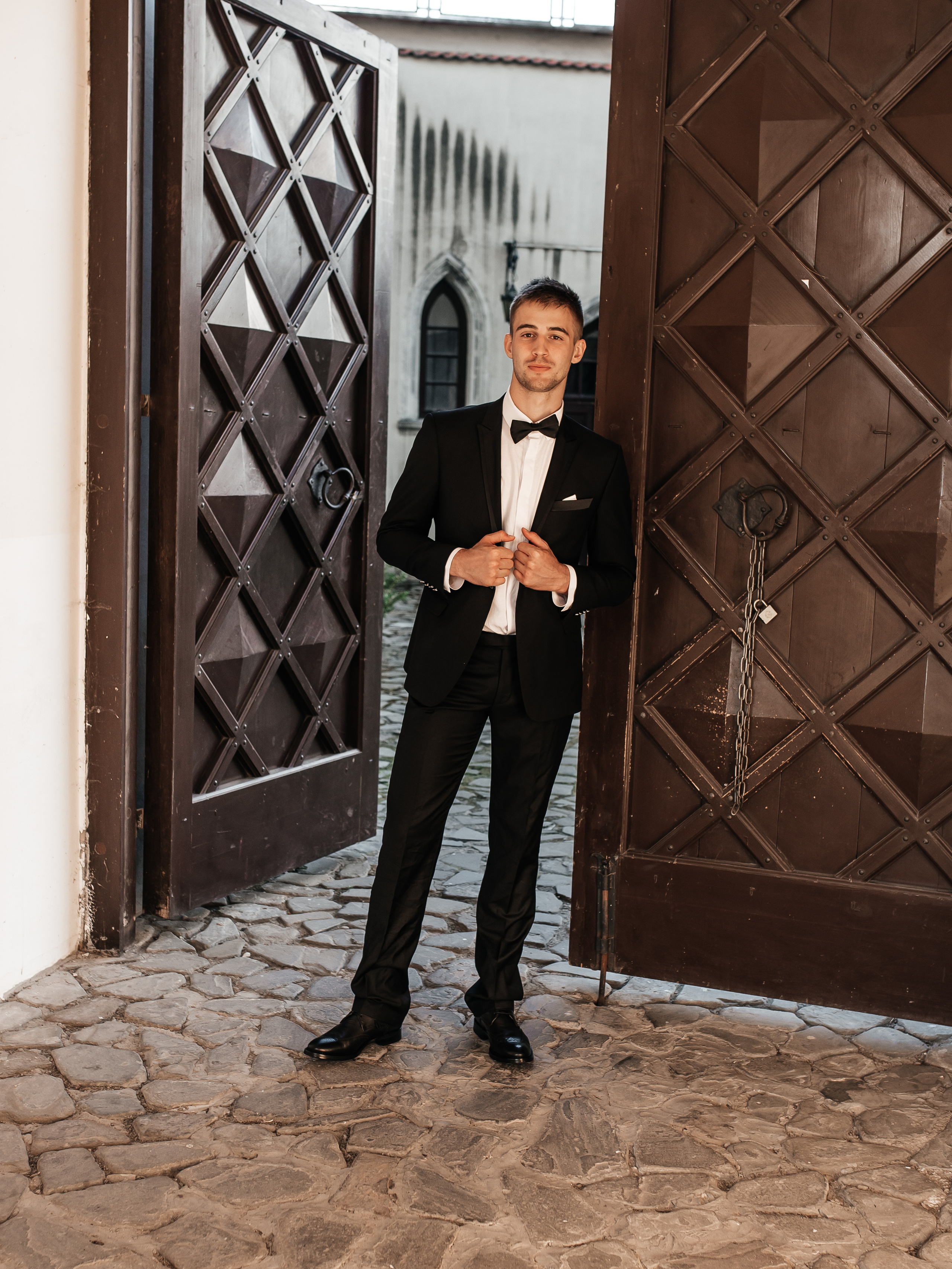 Валентин и Мария. Свадебный салон-ателье Бонжур в Минске Bonjour