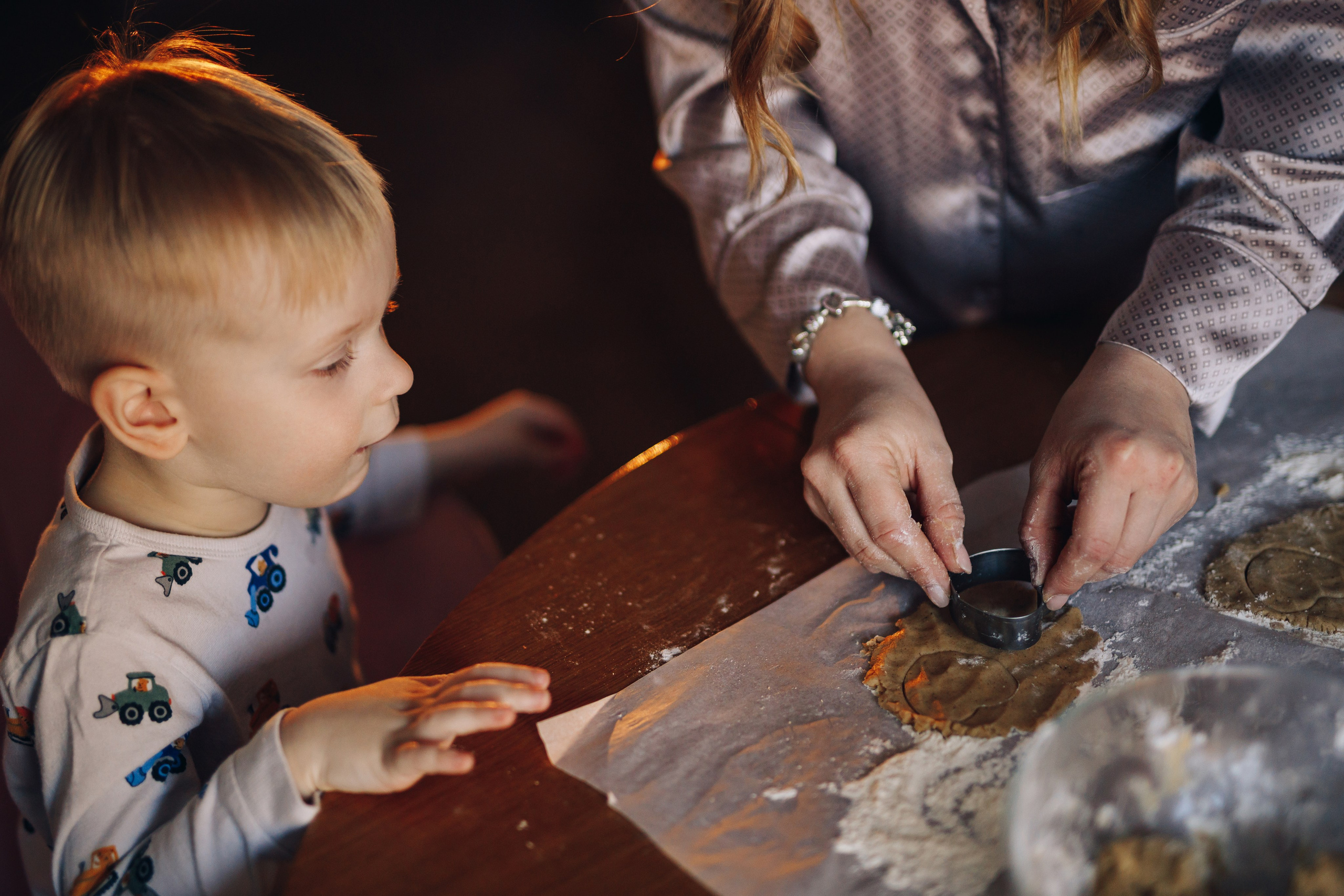 Семейная съёмка дома. Дмитрий Мартьянов семейный фотограф в Санкт-Петербурге