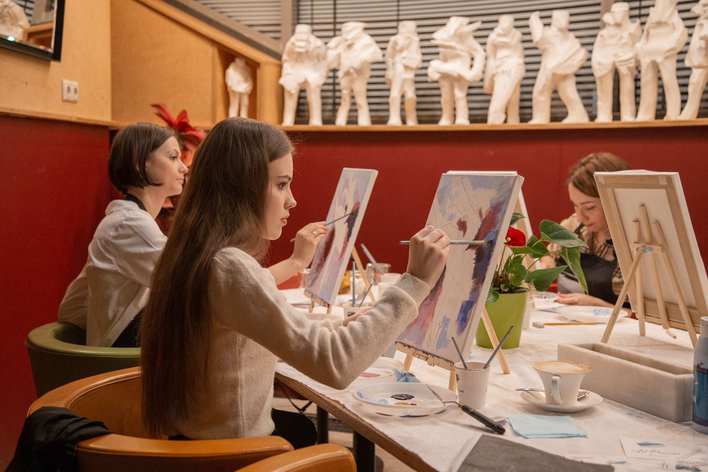 Арт-вечеринка в Москве — репортажная фотосъемка творчества. Фотограф Анна Татаурова | Авторская фотосъемка в Москве