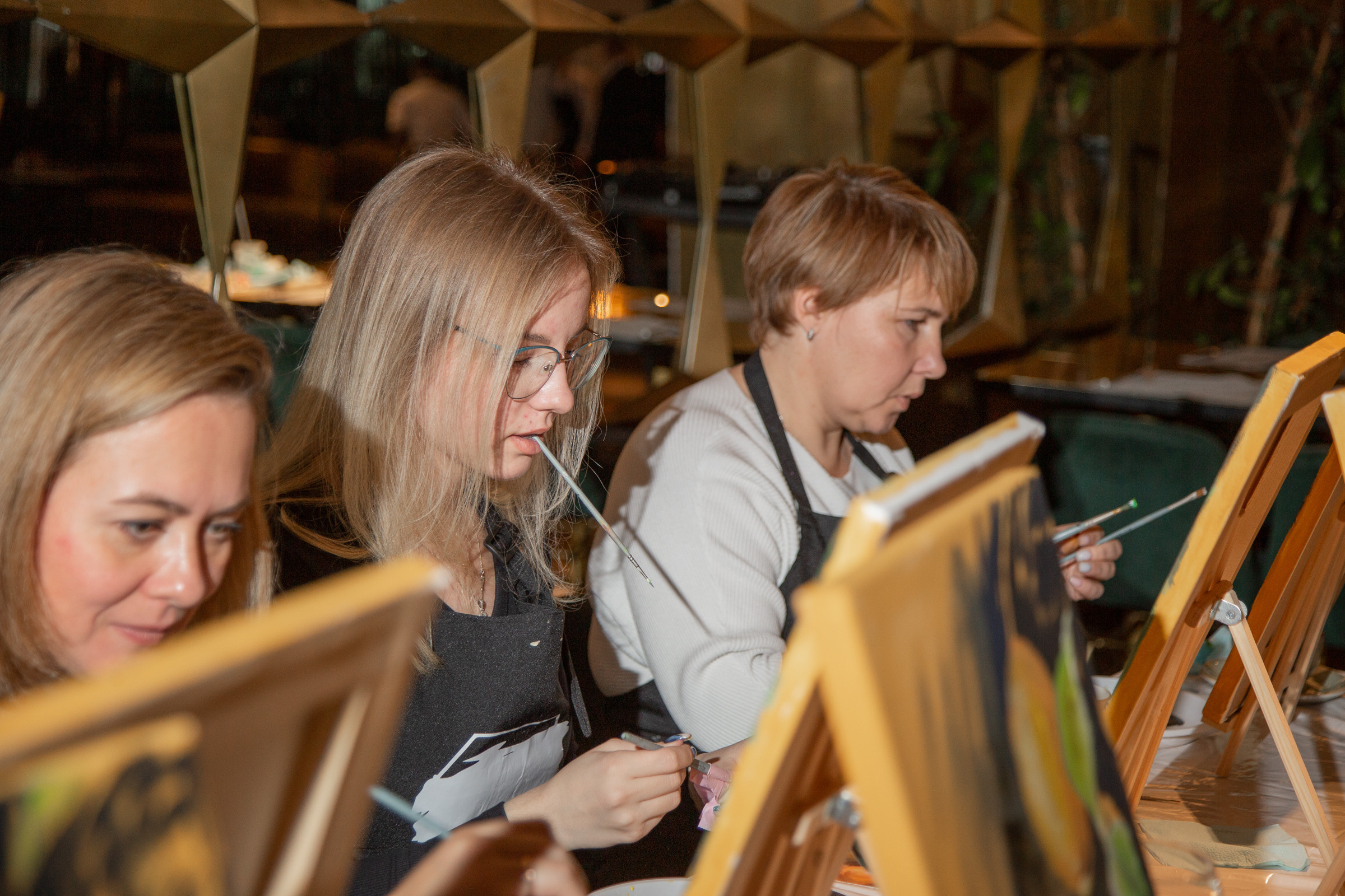 Репортажная съемка арт-вечеринок в Москве. Фотограф Анна Татаурова | Авторская фотосъемка в Москве