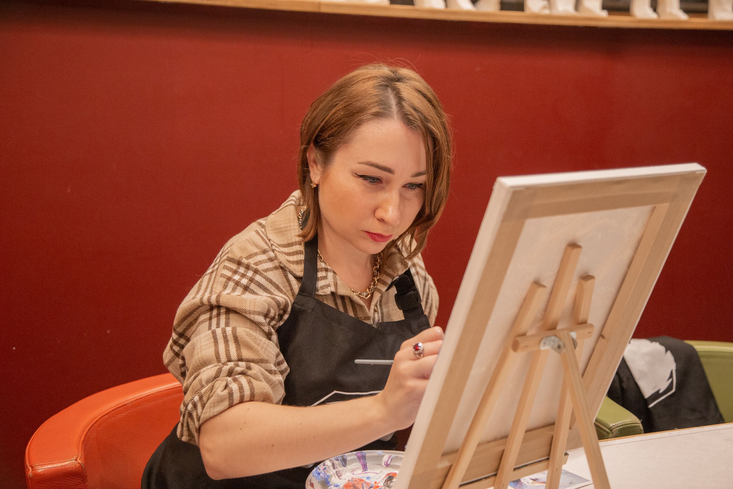 Арт-вечеринка в Москве — репортажная фотосъемка творчества. Фотограф Анна Татаурова | Авторская фотосъемка в Москве