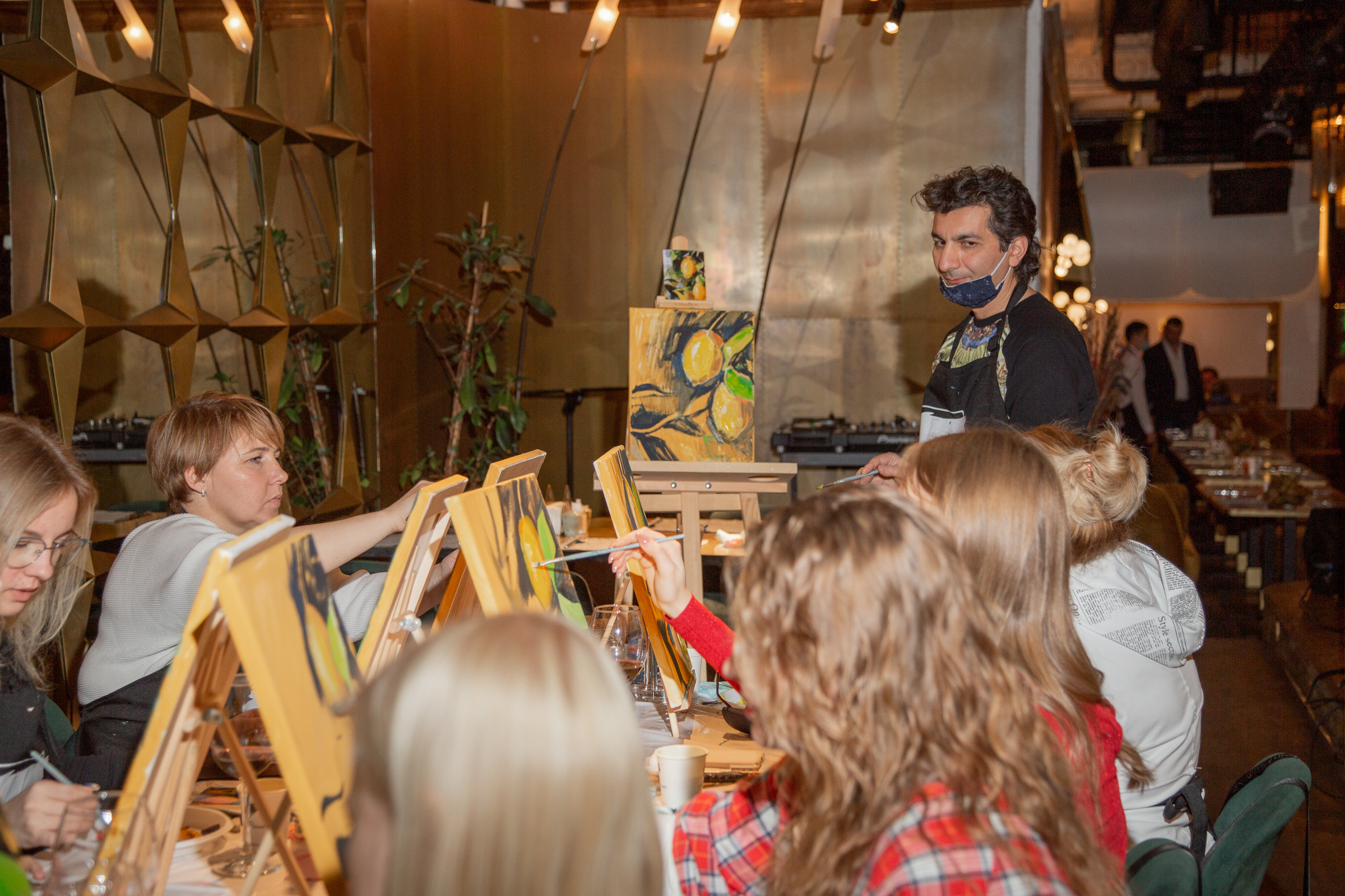 Репортажная съемка арт-вечеринок в Москве. Фотограф Анна Татаурова | Авторская фотосъемка в Москве