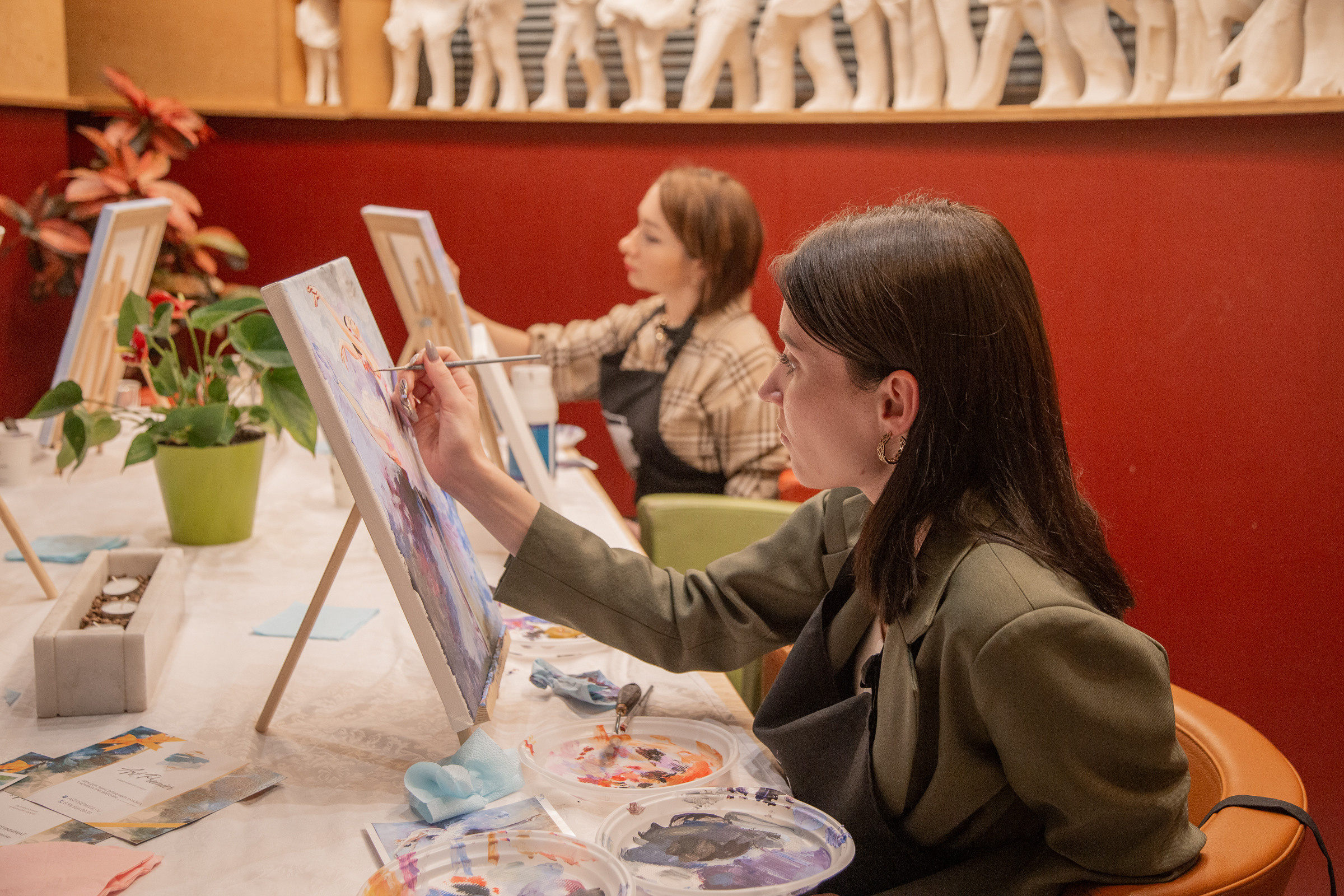 Арт-вечеринка в Москве — репортажная фотосъемка творчества. Фотограф Анна Татаурова | Авторская фотосъемка в Москве