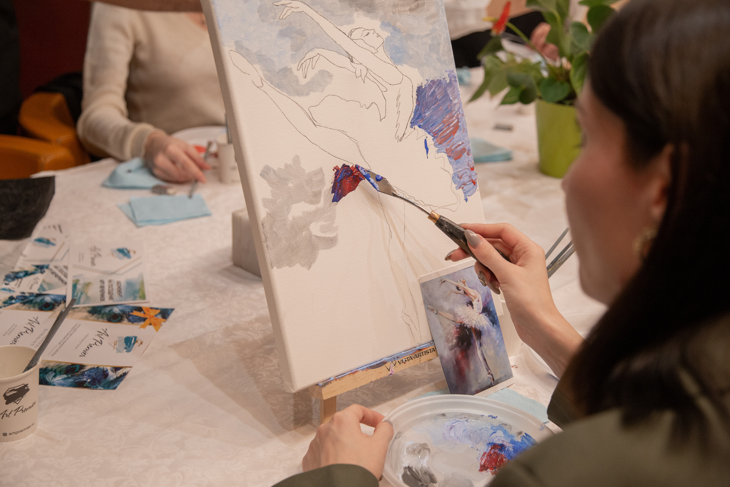 Арт-вечеринка в Москве — репортажная фотосъемка творчества. Фотограф Анна Татаурова | Авторская фотосъемка в Москве