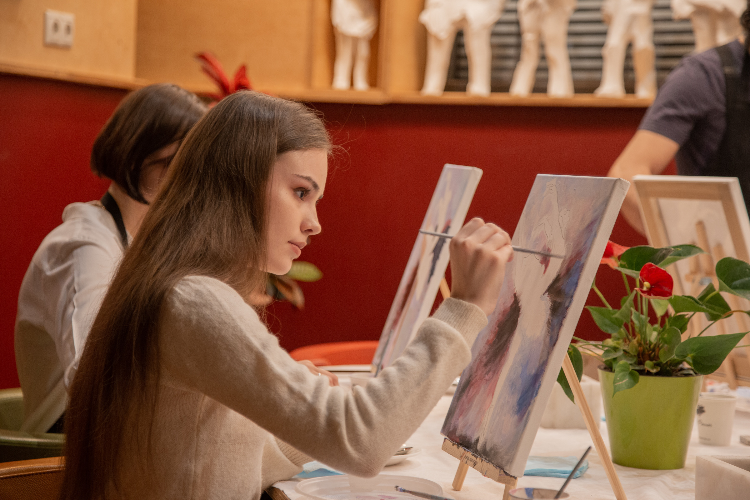 Арт-вечеринка в Москве — репортажная фотосъемка творчества. Фотограф Анна Татаурова | Авторская фотосъемка в Москве
