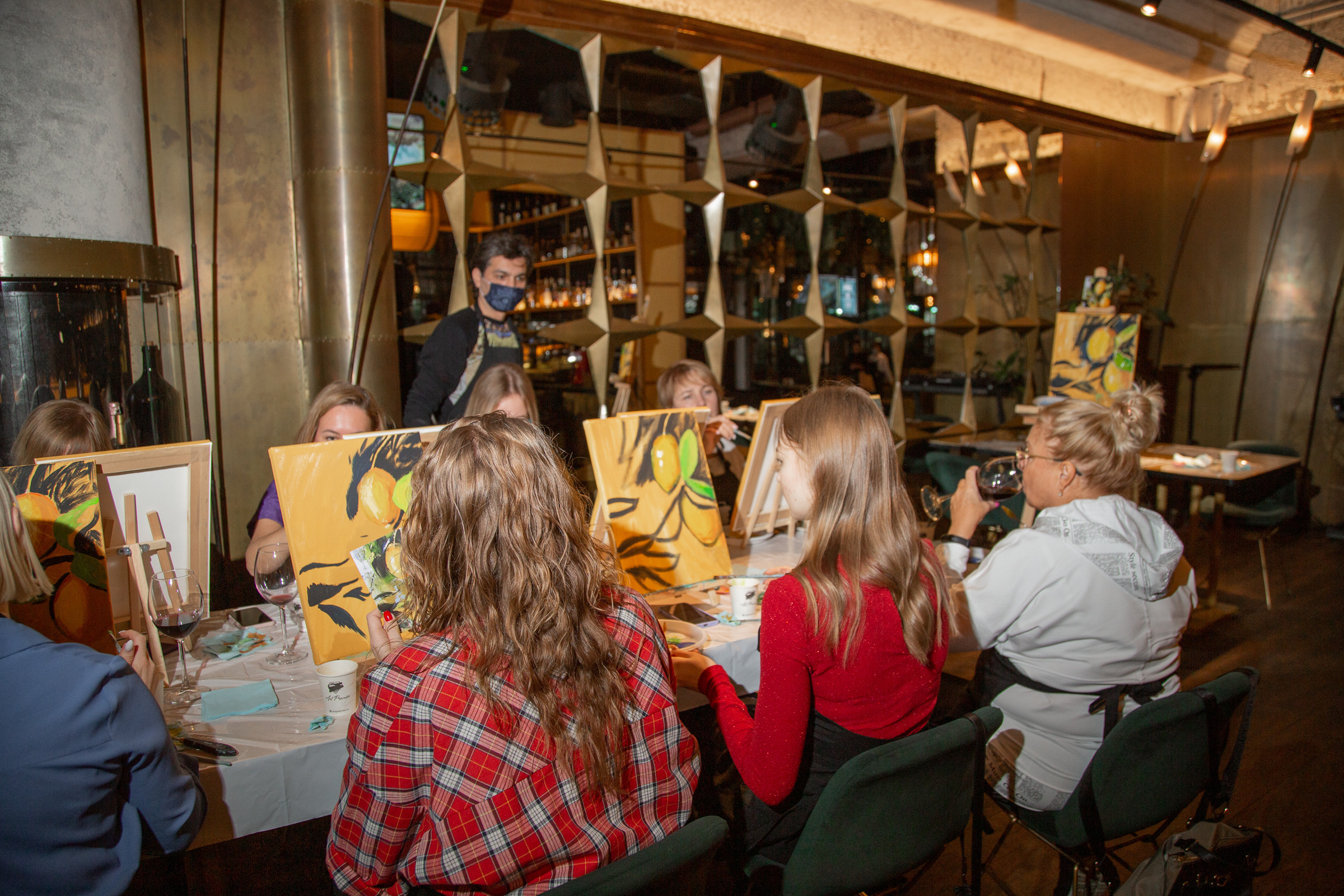 Репортажная съемка арт-вечеринок в Москве. Фотограф Анна Татаурова | Авторская фотосъемка в Москве