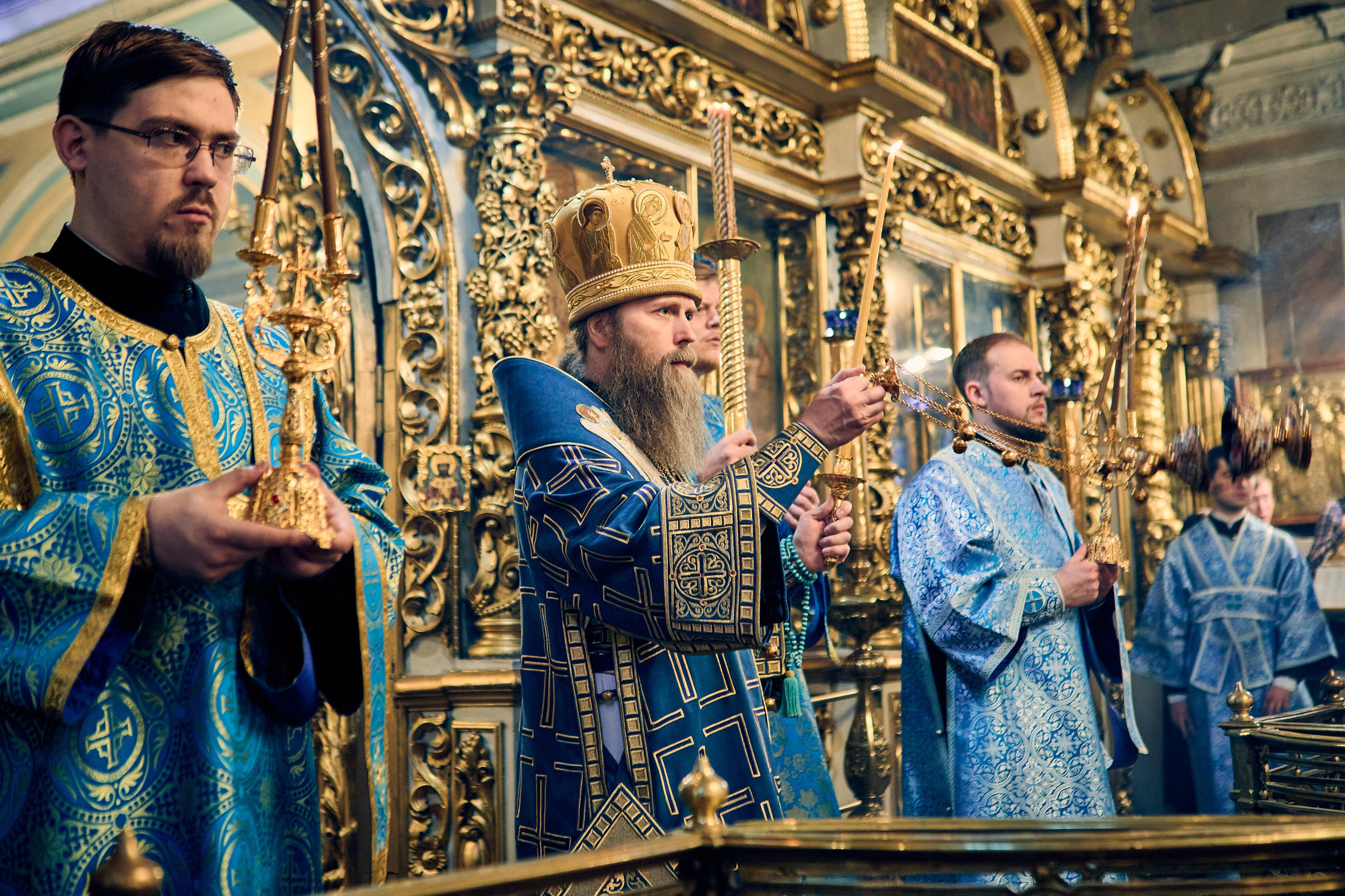 Всенощная на БЛАГОВЕЩЕНИЕ ПРЕСВЯТОЙ БОГОРОДИЦЫ. DMITRY MOISEENKO — фотограф, художник, топ-стилист