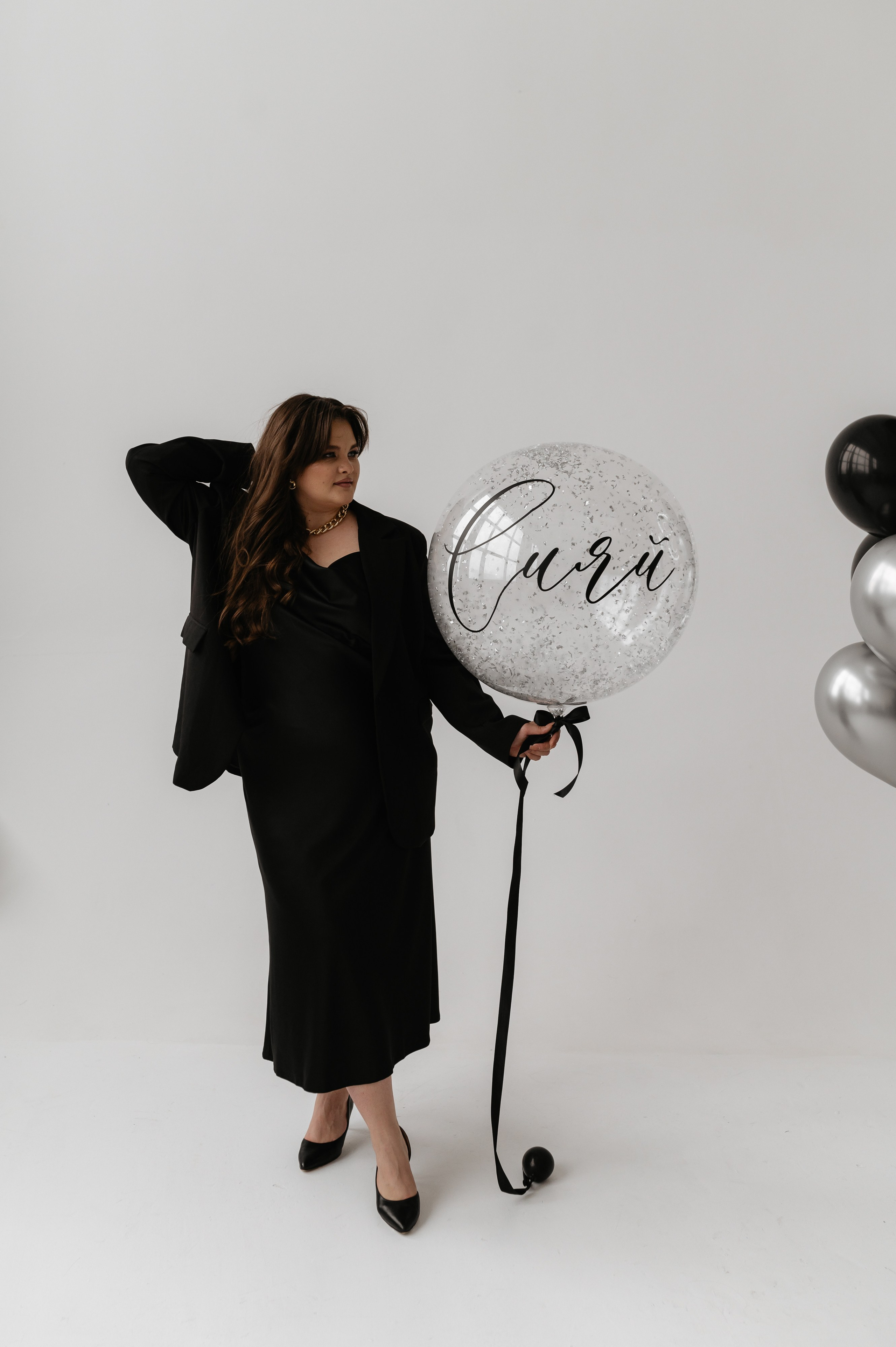 День рождения, в студии. Главная