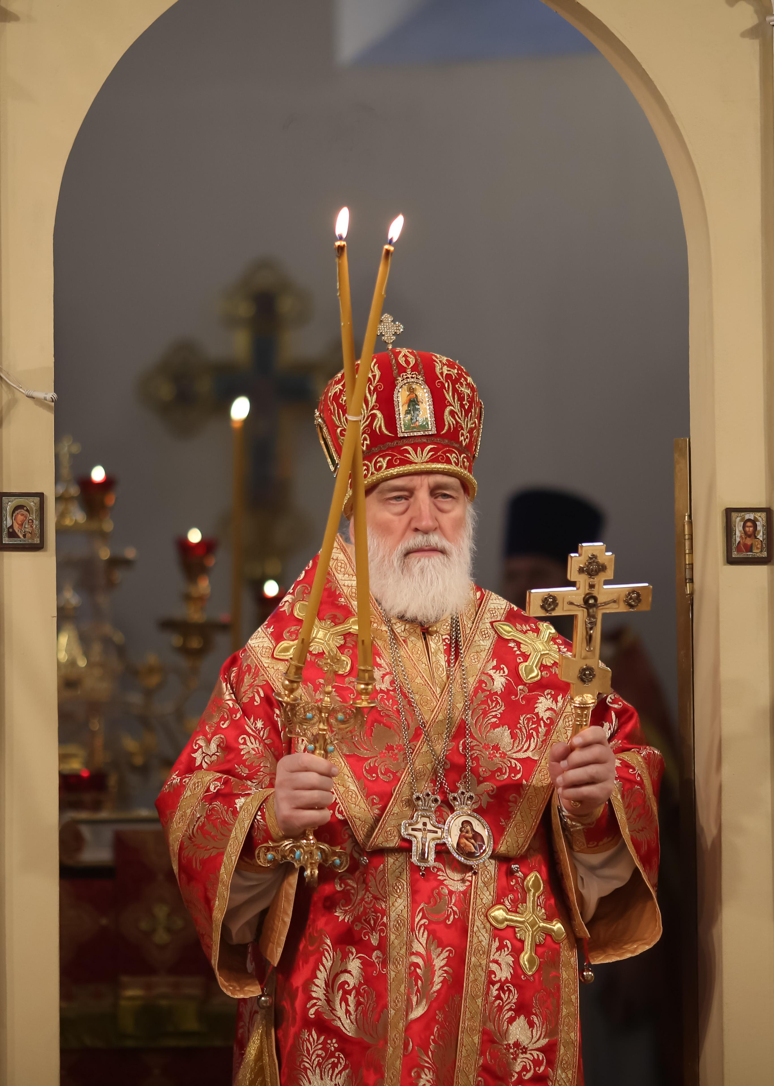 Архиерейское богослужение в честь новомучеников Жуковских. Семейный и детский фотограф Анна Петракова