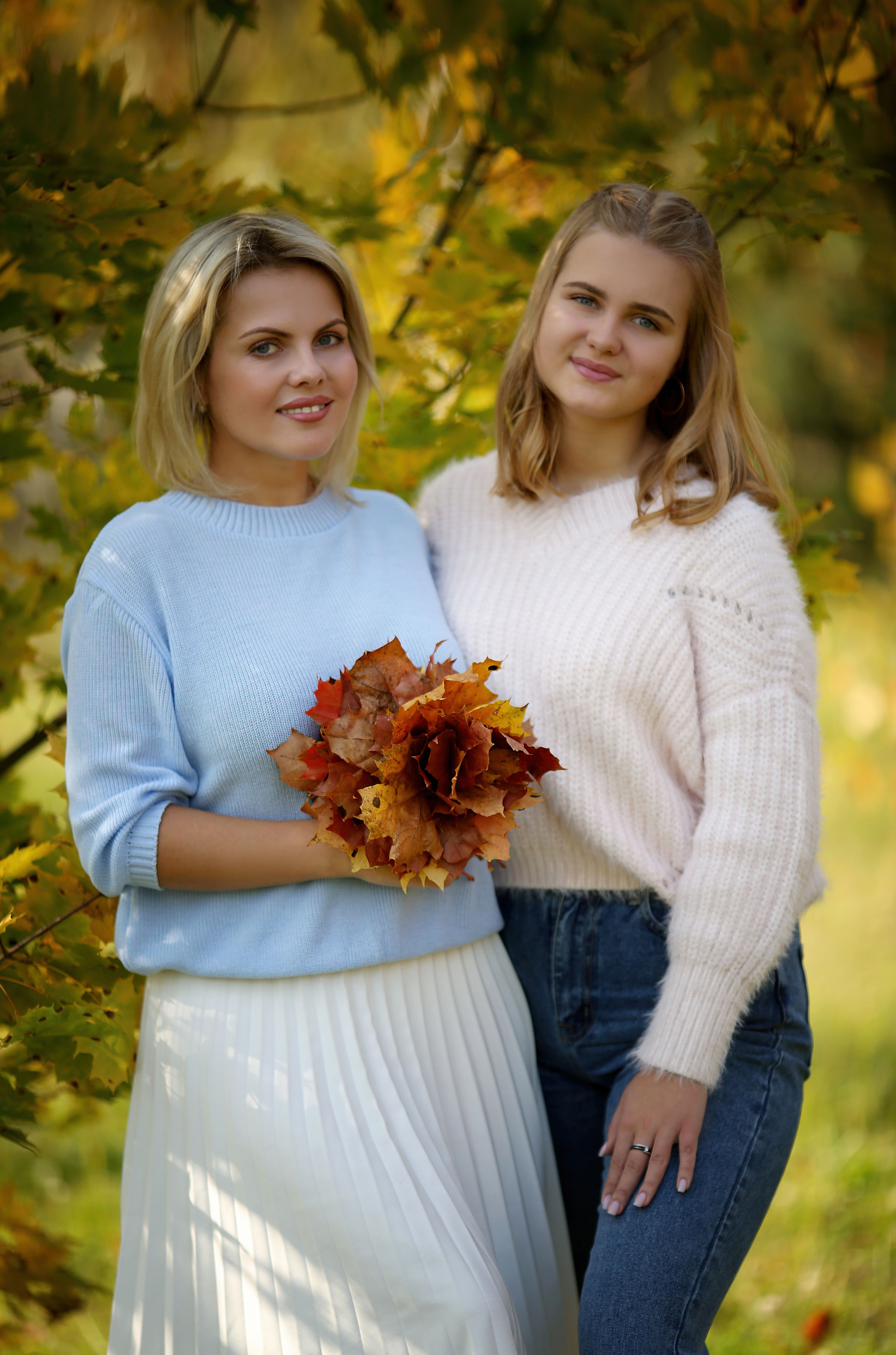 Аня и Даша золотая осень. Семейный и детский фотограф Анна Петракова