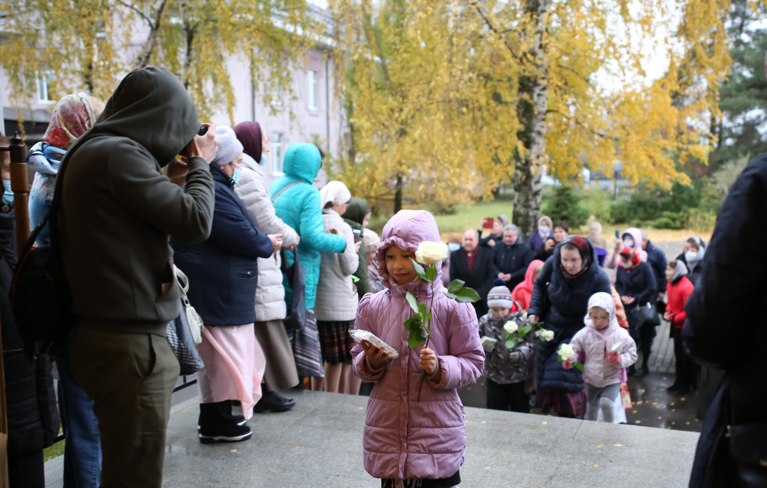 Архиерейское богослужение в честь новомучеников Жуковских. Семейный и детский фотограф Анна Петракова