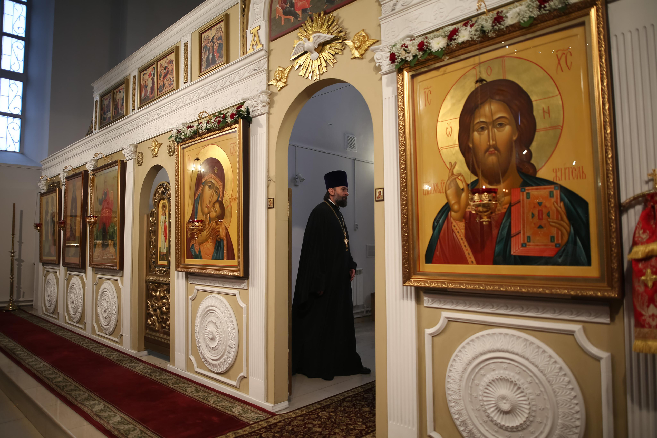 Архиерейское богослужение в честь новомучеников Жуковских. Семейный и детский фотограф Анна Петракова