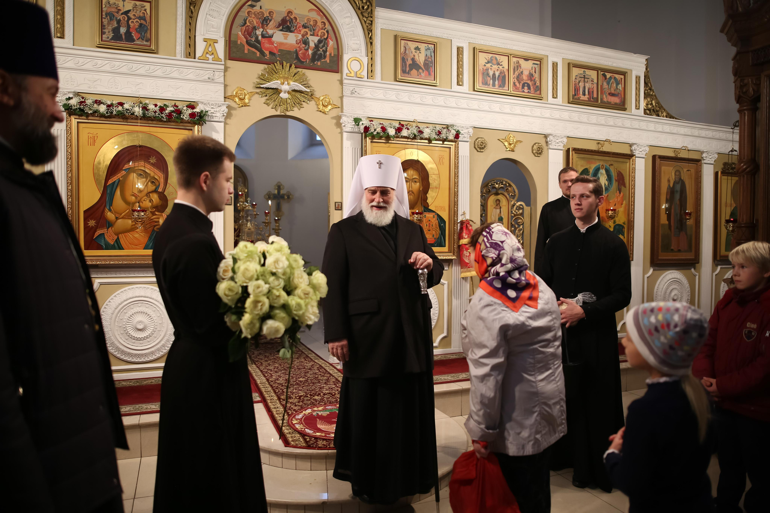 Архиерейское богослужение в честь новомучеников Жуковских. Семейный и детский фотограф Анна Петракова