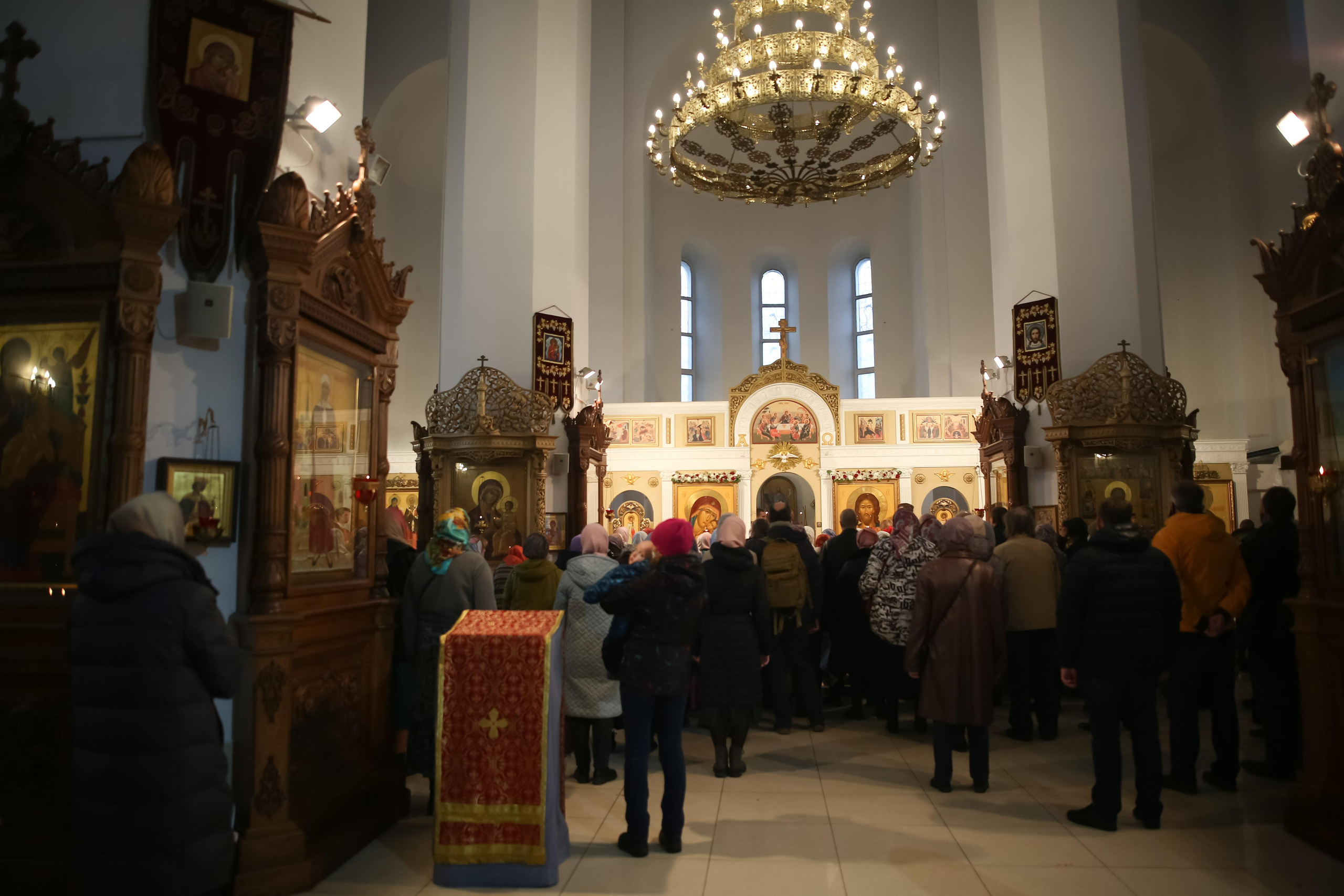 Архиерейское богослужение в честь новомучеников Жуковских. Семейный и детский фотограф Анна Петракова
