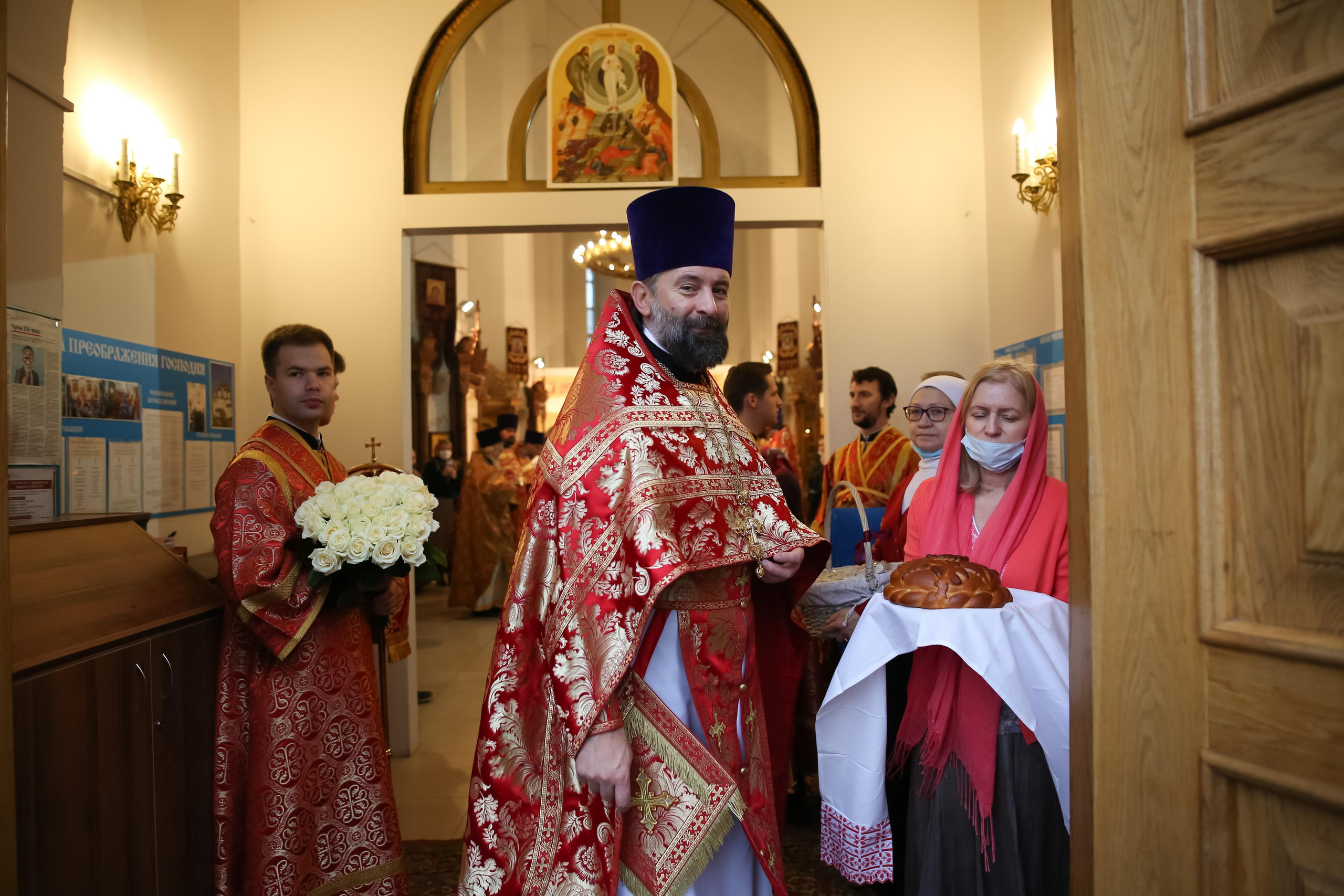 Архиерейское богослужение в честь новомучеников Жуковских. Семейный и детский фотограф Анна Петракова