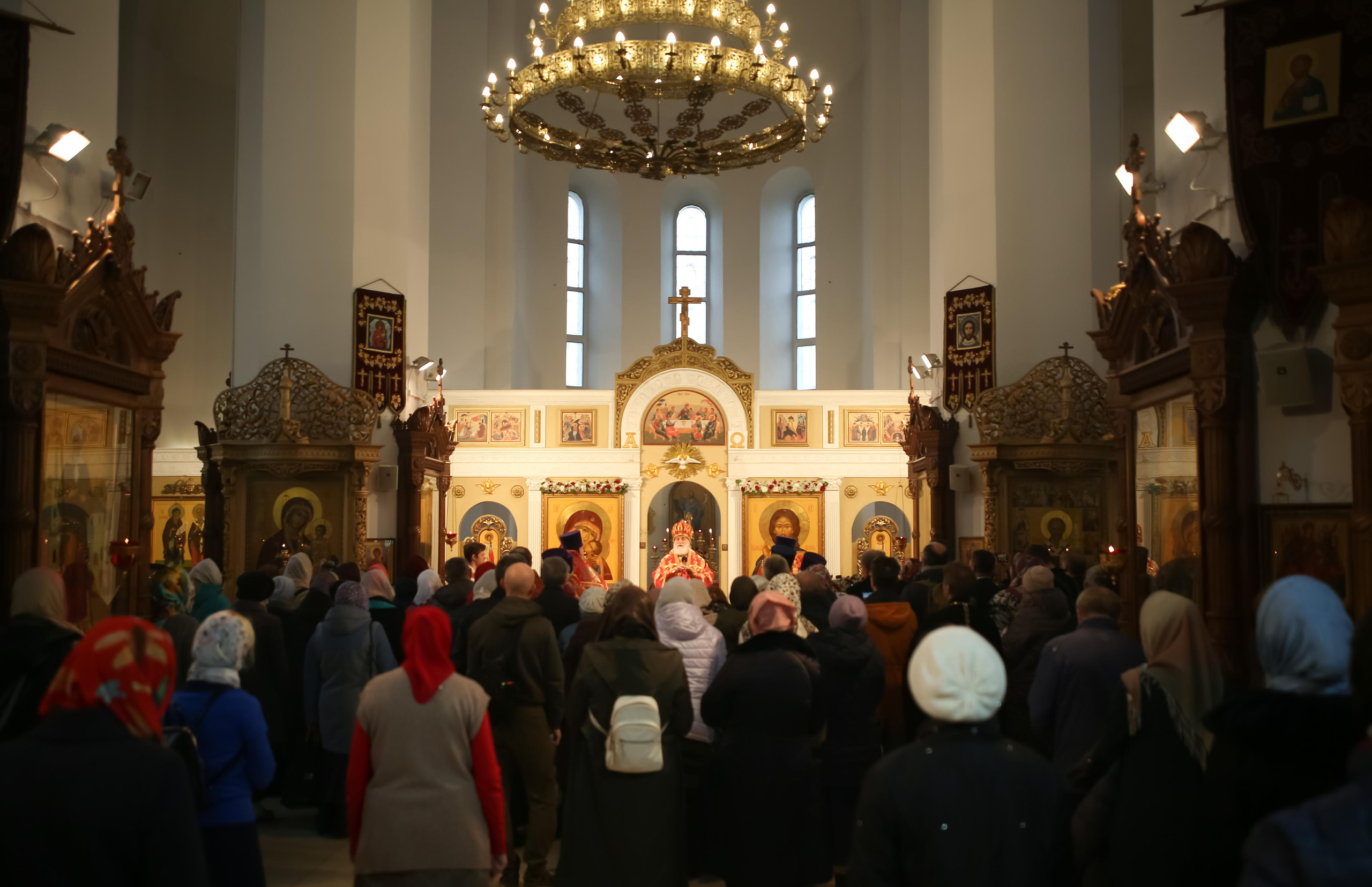Архиерейское богослужение в честь новомучеников Жуковских. Семейный и детский фотограф Анна Петракова