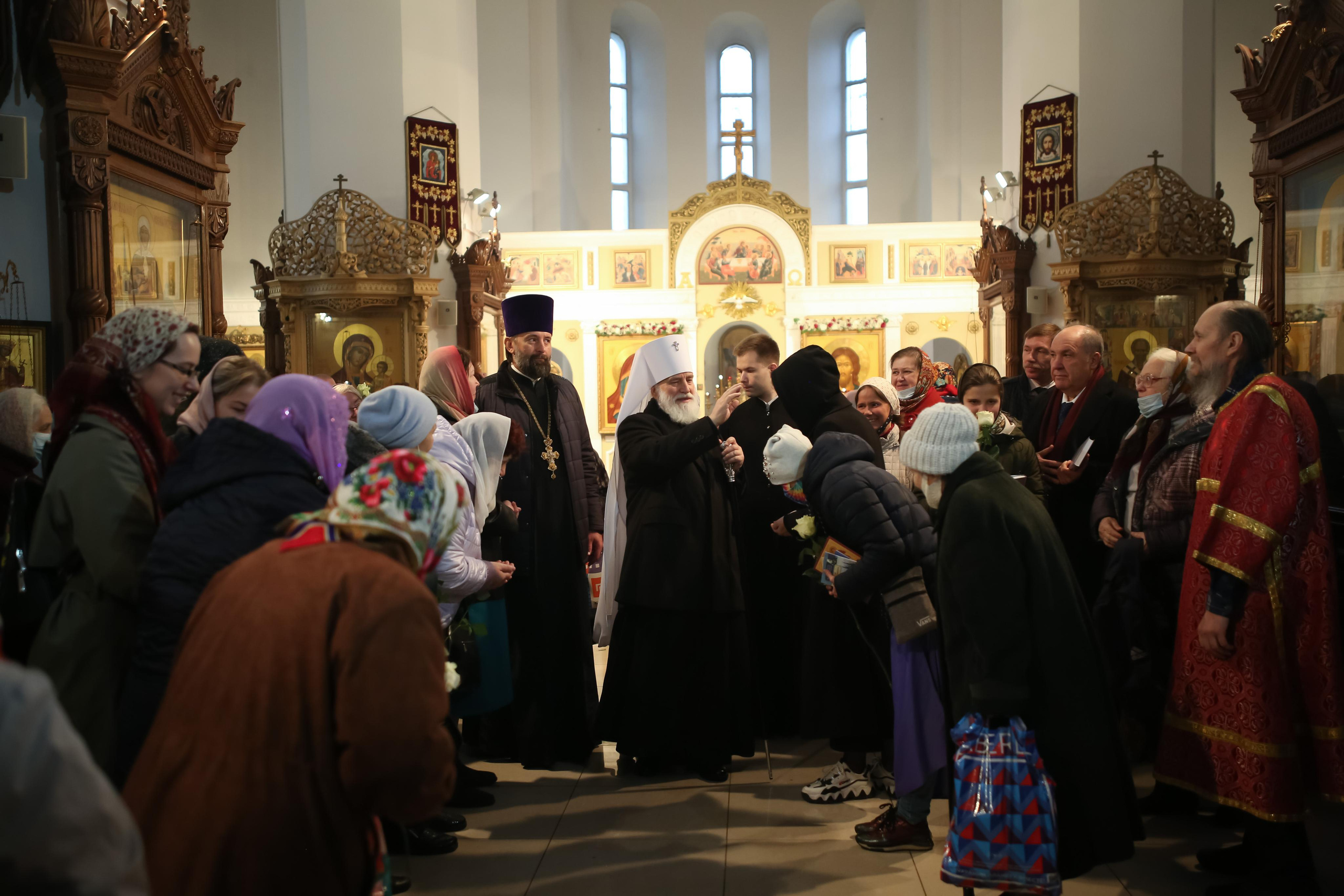 Архиерейское богослужение в честь новомучеников Жуковских. Семейный и детский фотограф Анна Петракова