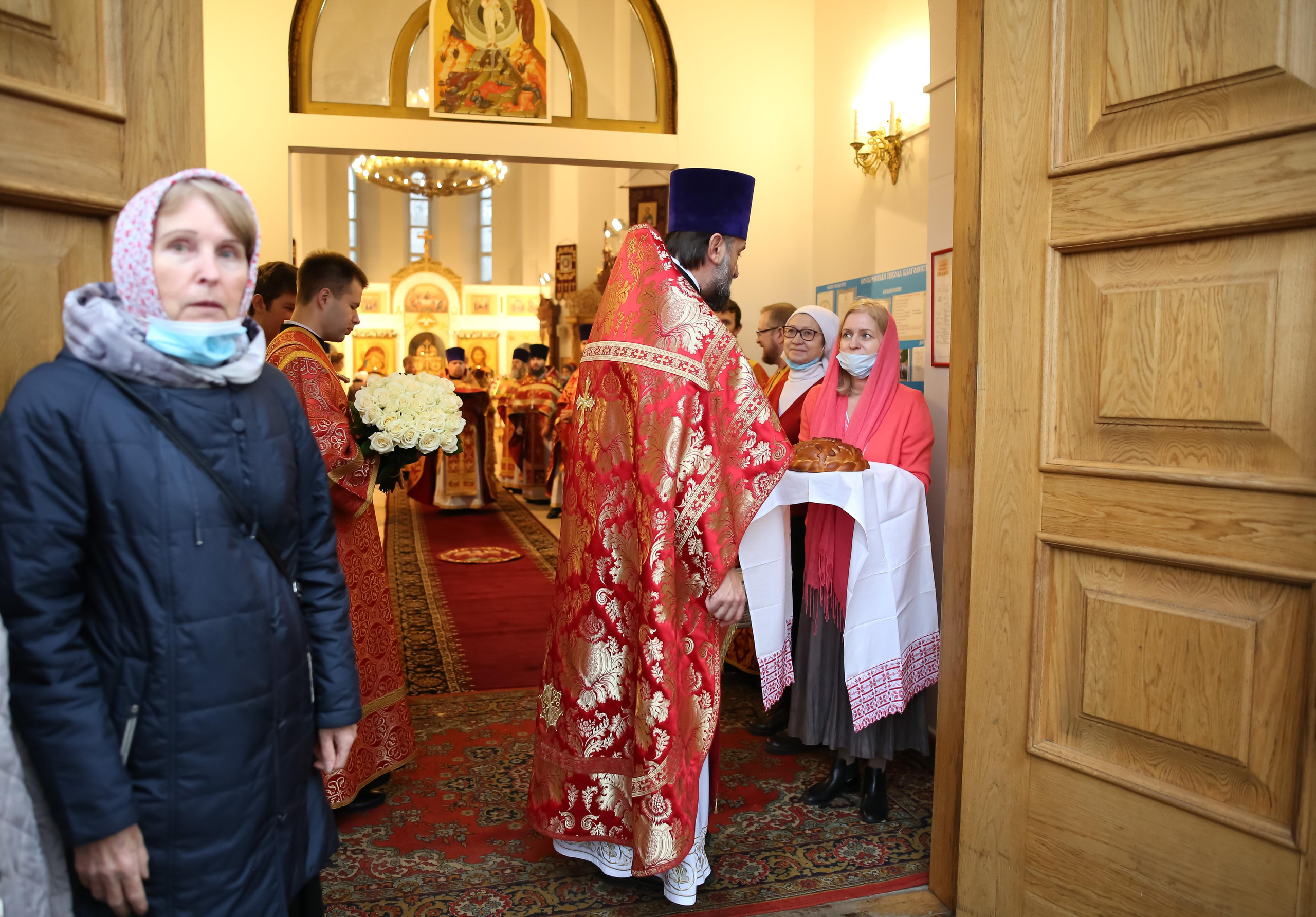 Архиерейское богослужение в честь новомучеников Жуковских. Семейный и детский фотограф Анна Петракова