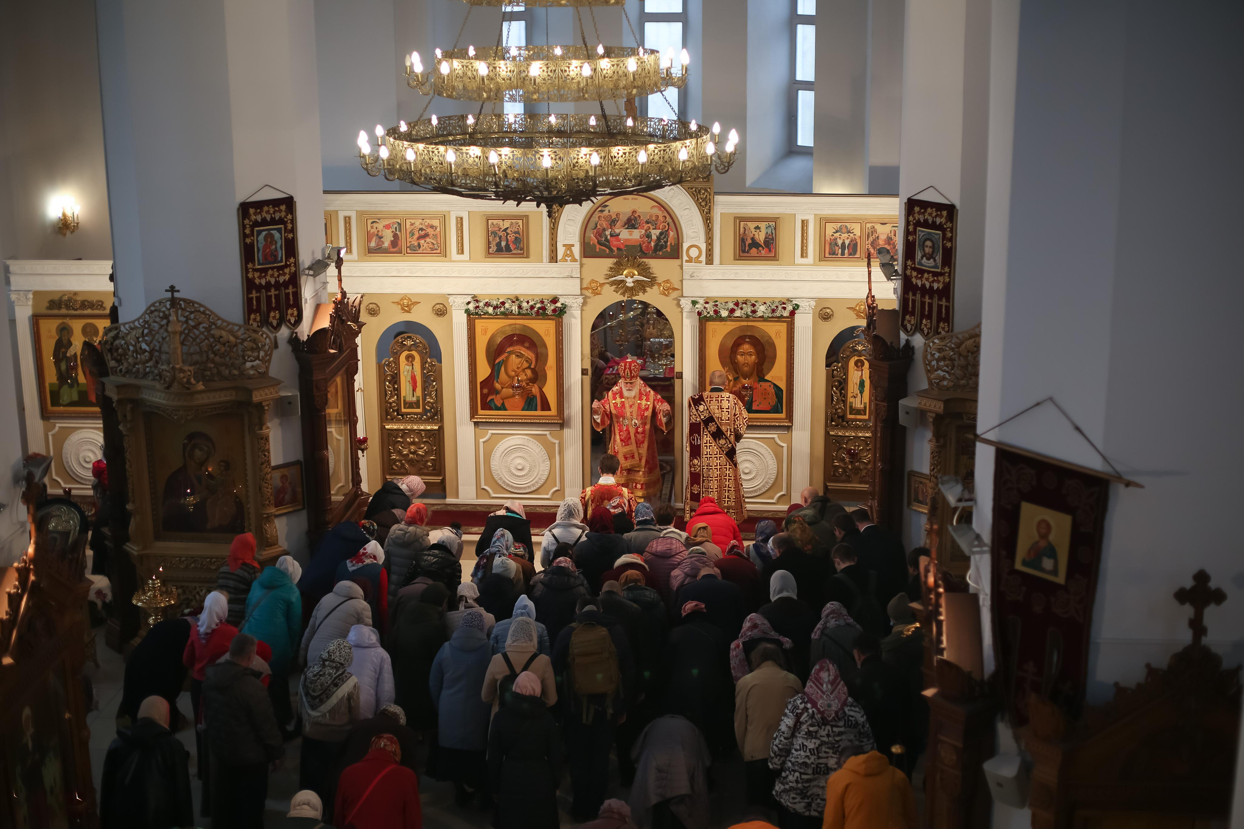 Архиерейское богослужение в честь новомучеников Жуковских. Семейный и детский фотограф Анна Петракова