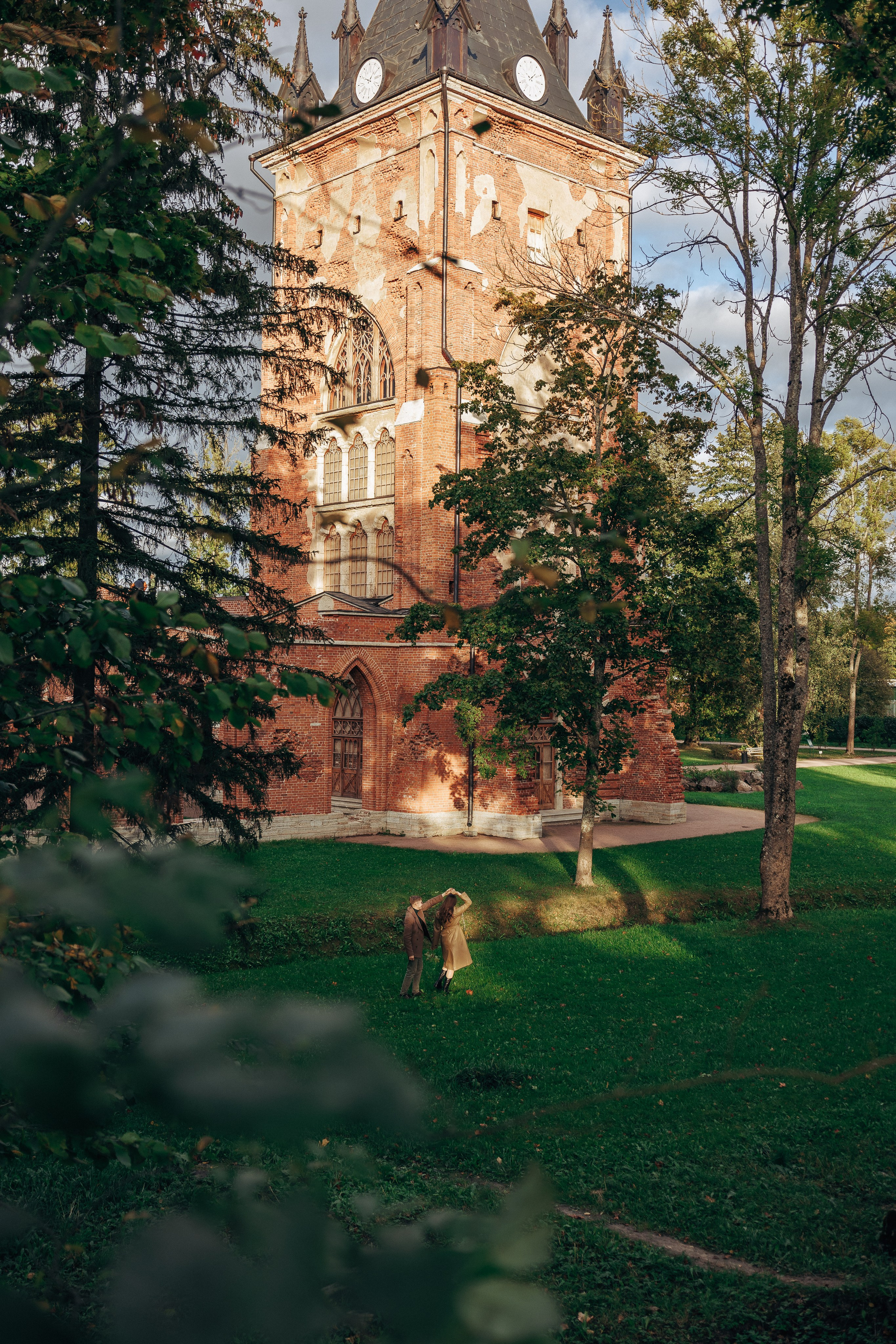 Фотосессия Love Story в Пушкине. Профессиональный фотограф в Санкт-Петербурге Александр Волосенцев