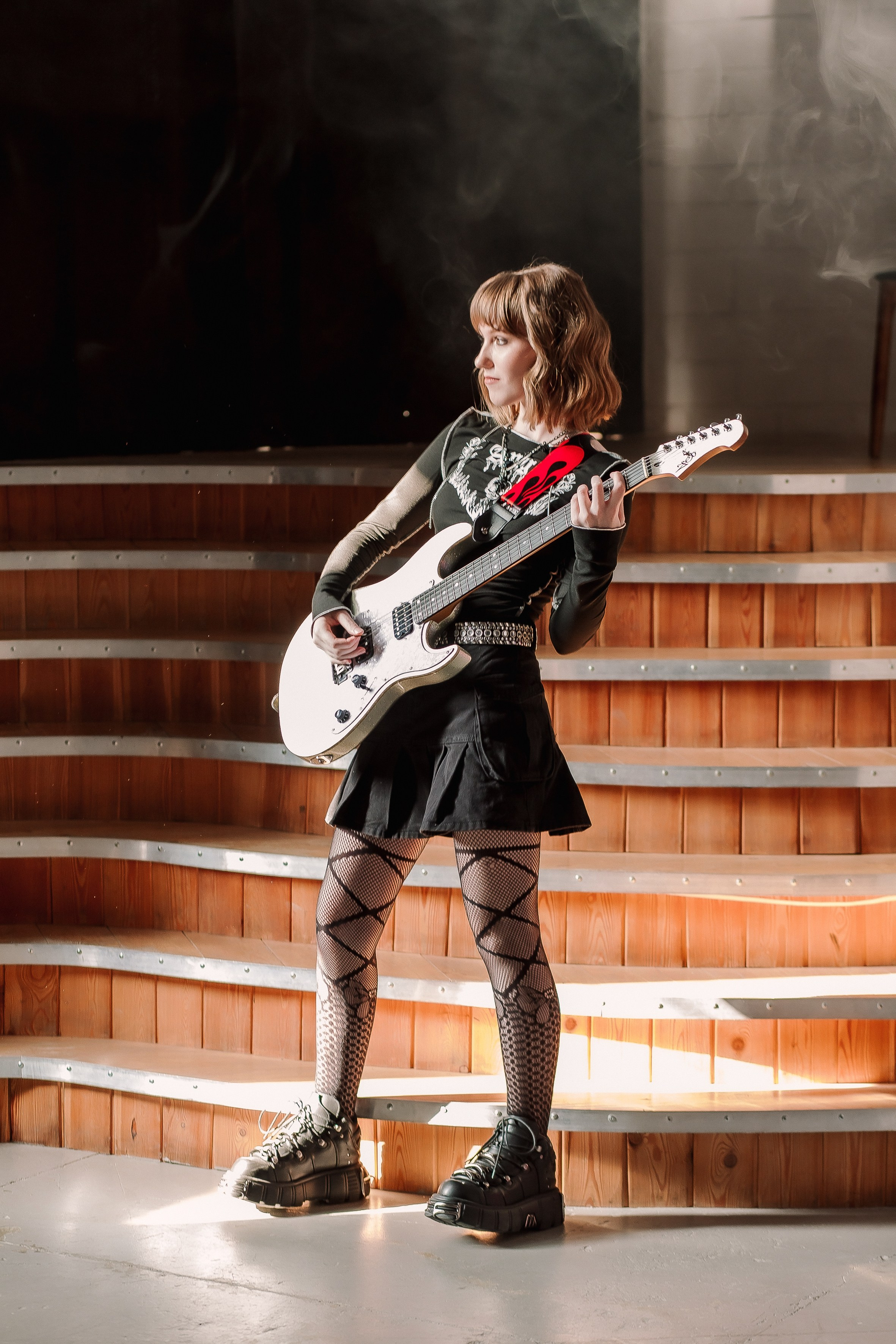 Рок-звезда_ съёмка для подростков. Выпускные альбомы Натальи Бутко: Новороссийск, Анапа, Геленджик