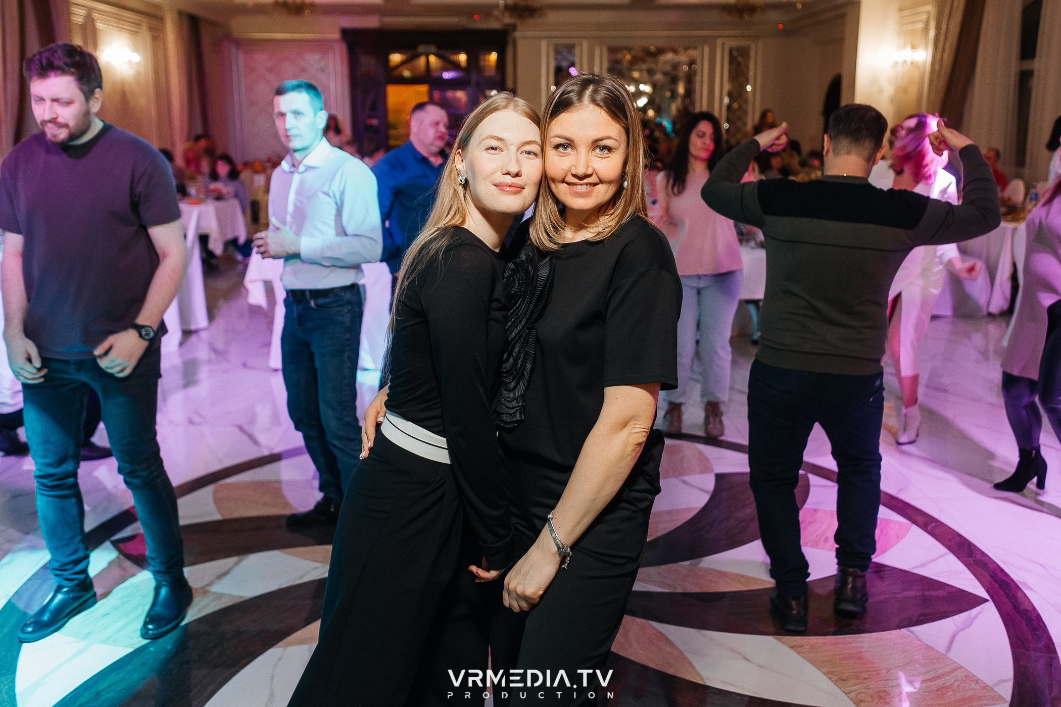 Выходные в ресторане «Лазурный берег»