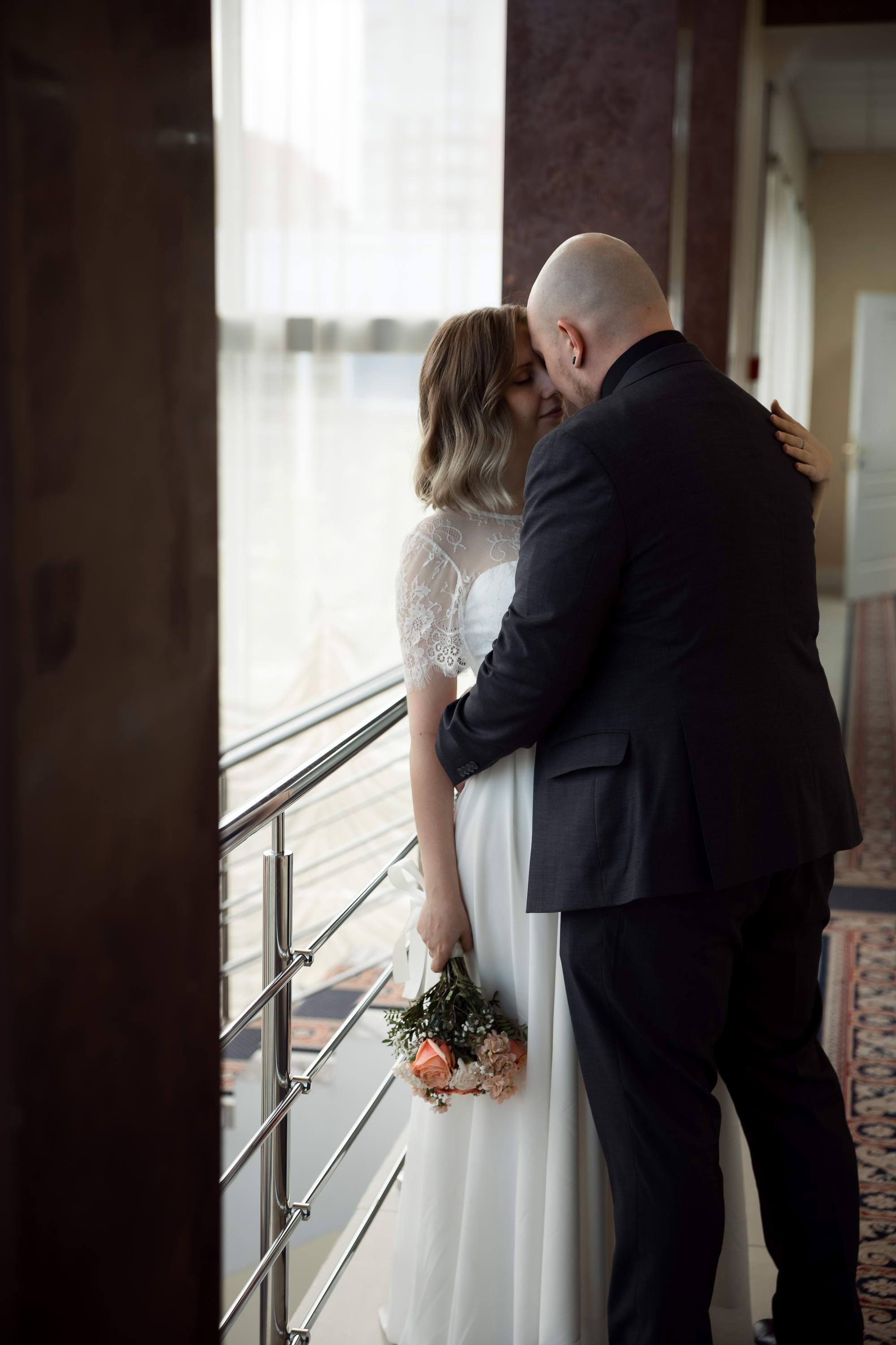 ЗАГС Калининского района. Свадебный фотограф Игорь Брундасов 8PHOTO на свадьбу венчание загс СПб