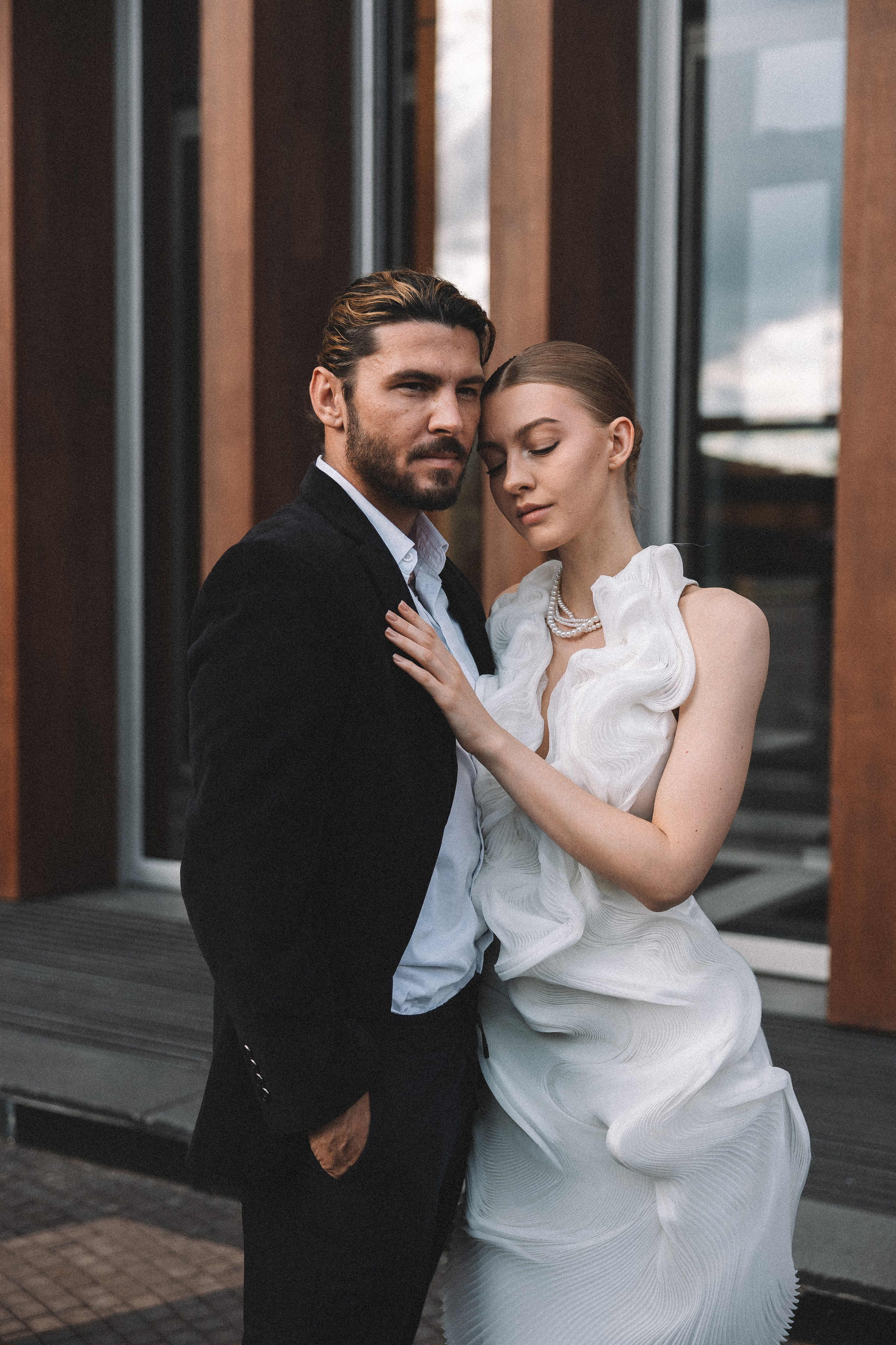 Свадебная фотосессия в Барвиха Luxury Village. Свадебный фотограф в Москве — Оскар Гелманов