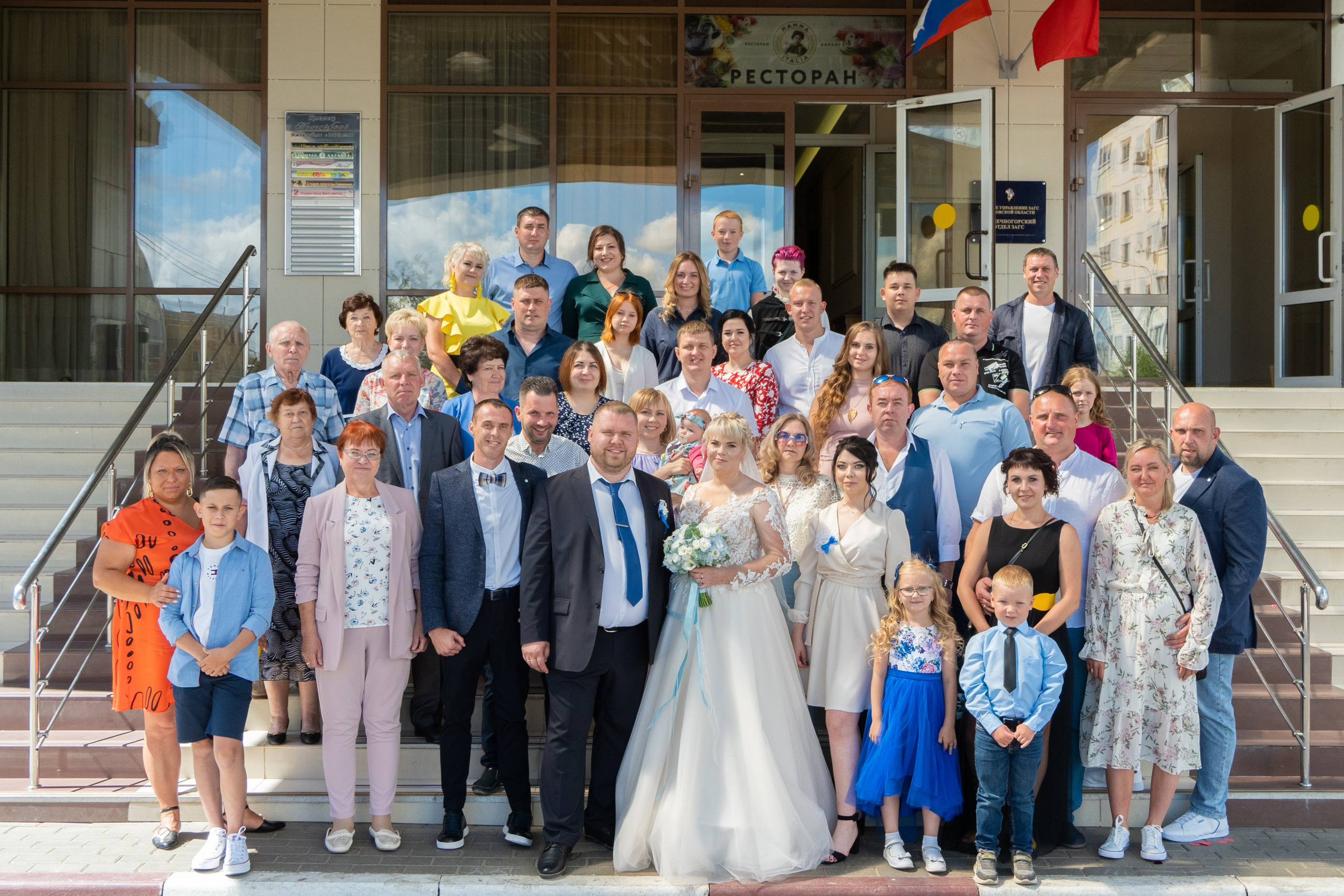 Ира и Дима. День свадьбы. Репортажный и интерьерный фотограф Александра Солдатова