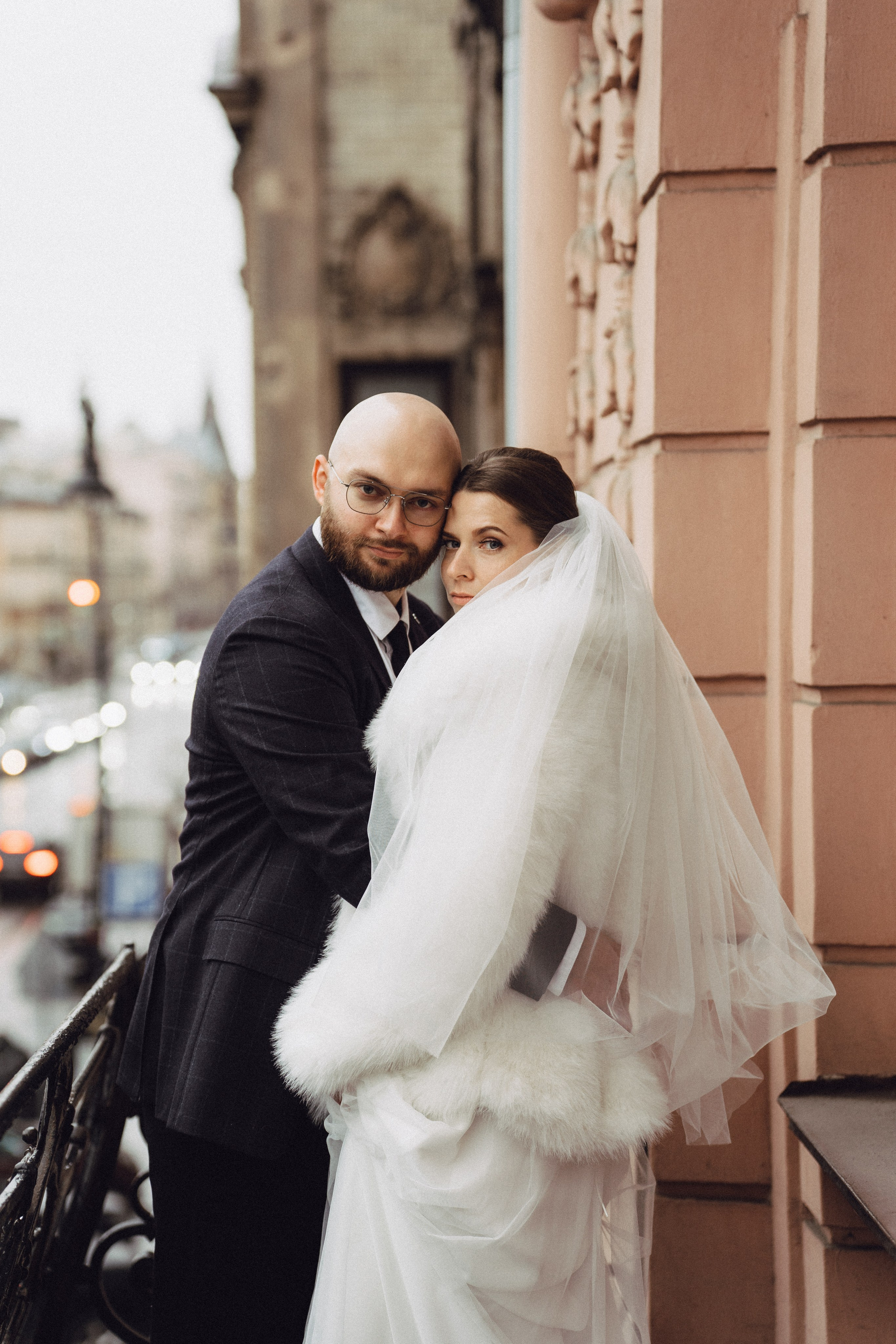 СВАДЕБНАЯ СЬЕМКА ВО ВТОРОМ ДВОРЦЕ (ДЕКАБРЬ) ТАКЖЕ СЬЕМКА В СТУДИИ НА ЧЕРНЫШЕВСКОЙ. Профессиональный фотограф, Санкт-Петербург — Виктория Богомолова