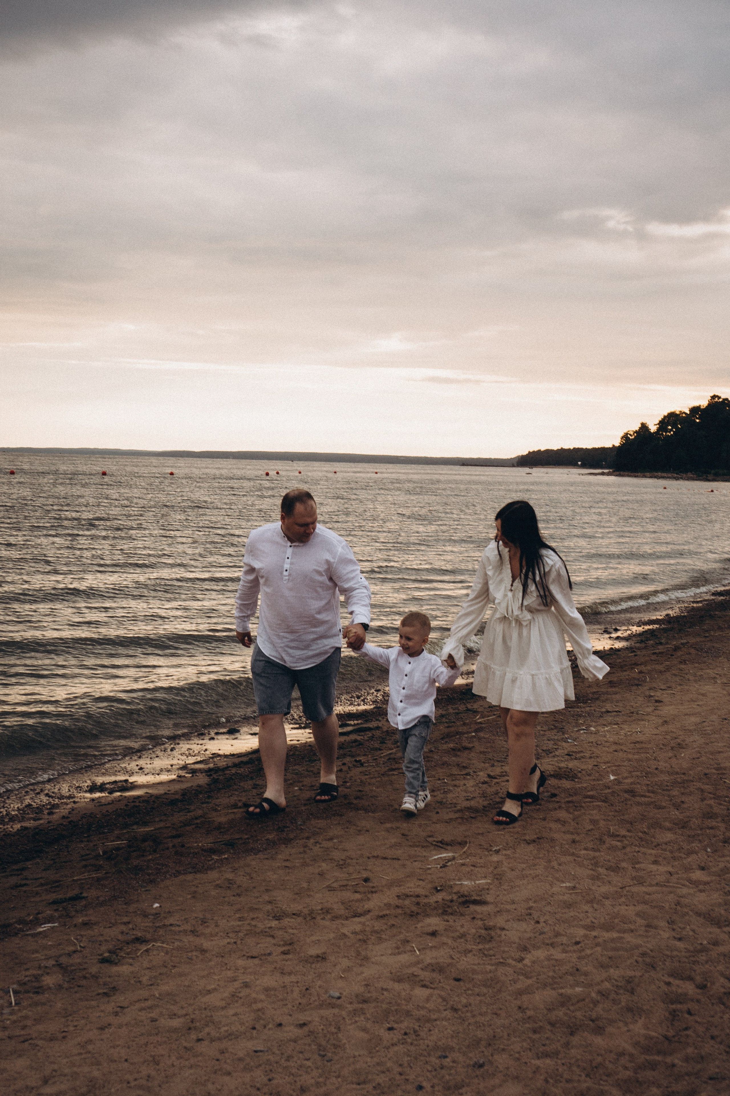 Семейная история на берегу залива. Профессиональный фотограф, Санкт-Петербург — Виктория Богомолова
