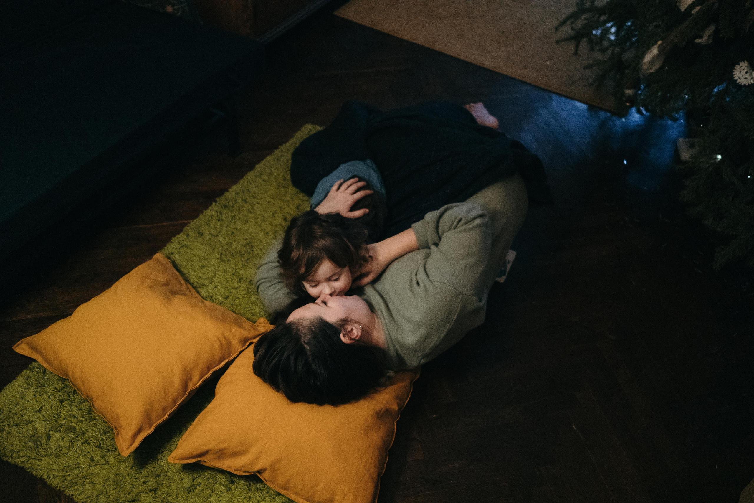 Фотосессия дома с фонариком. Семейный и детский фотограф в Санкт-Петербурге Наталья Григорьева