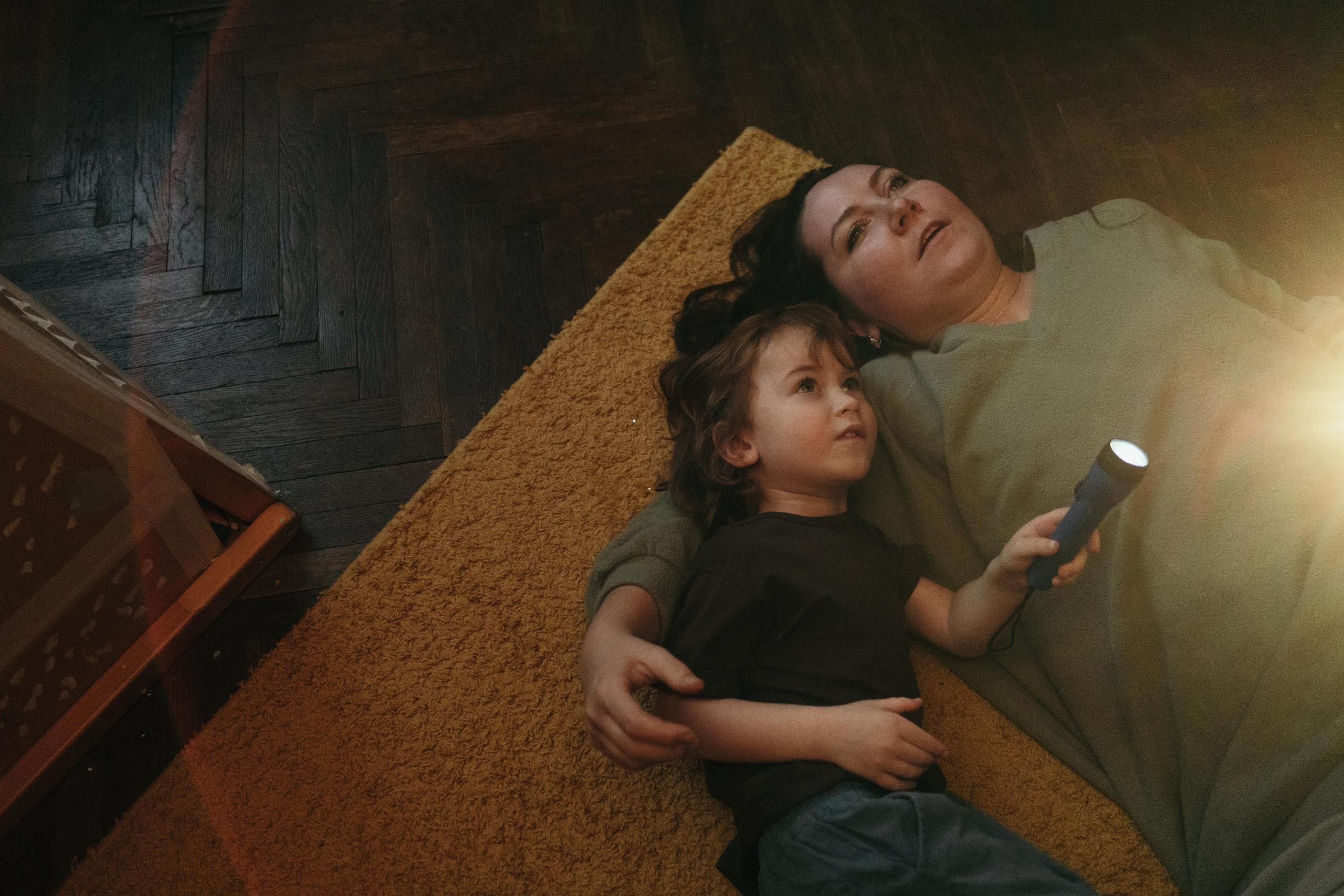 Фотосессия дома с фонариком. Семейный и детский фотограф в Санкт-Петербурге Наталья Григорьева