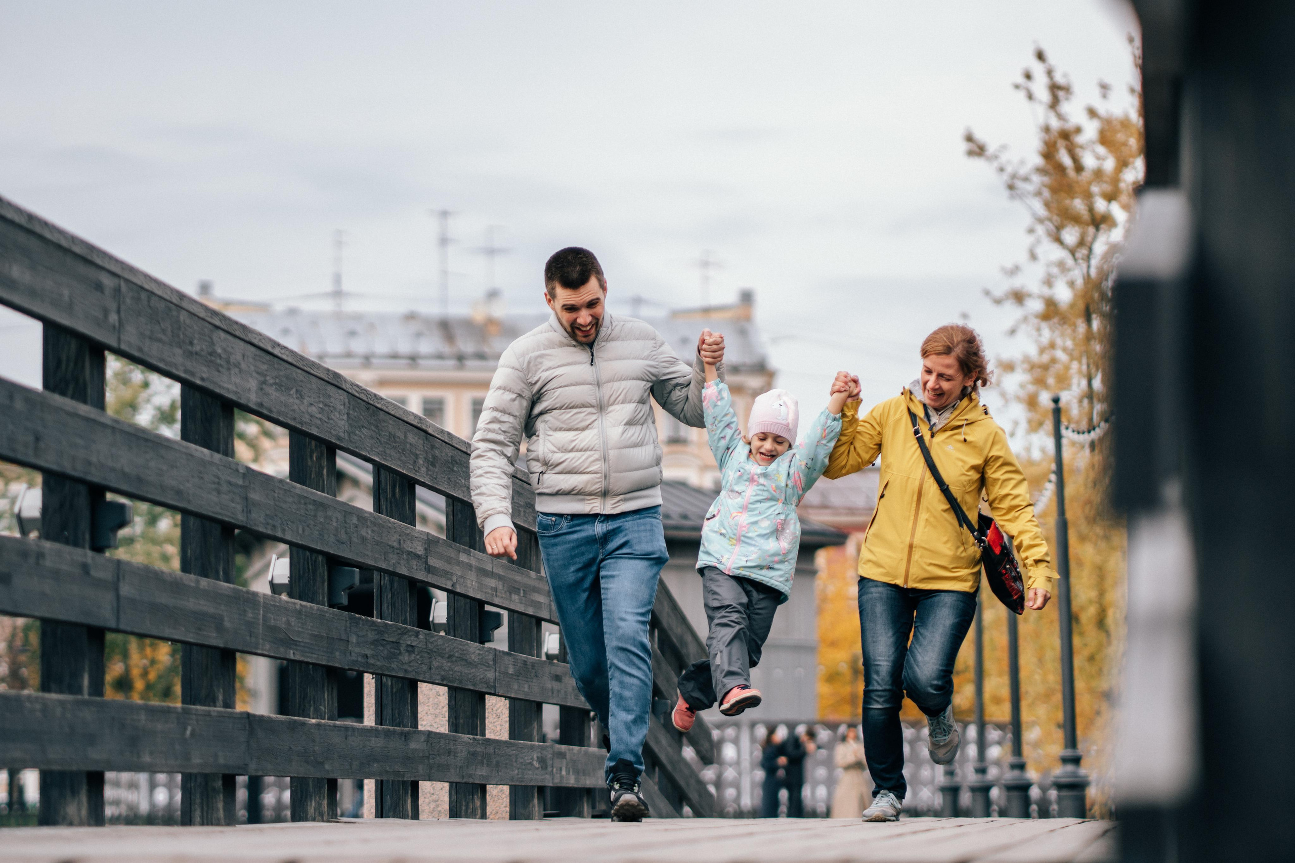 Семейная фотопрогулка по Санкт-Петербургу. Семейный и детский фотограф в Санкт-Петербурге Наталья Григорьева