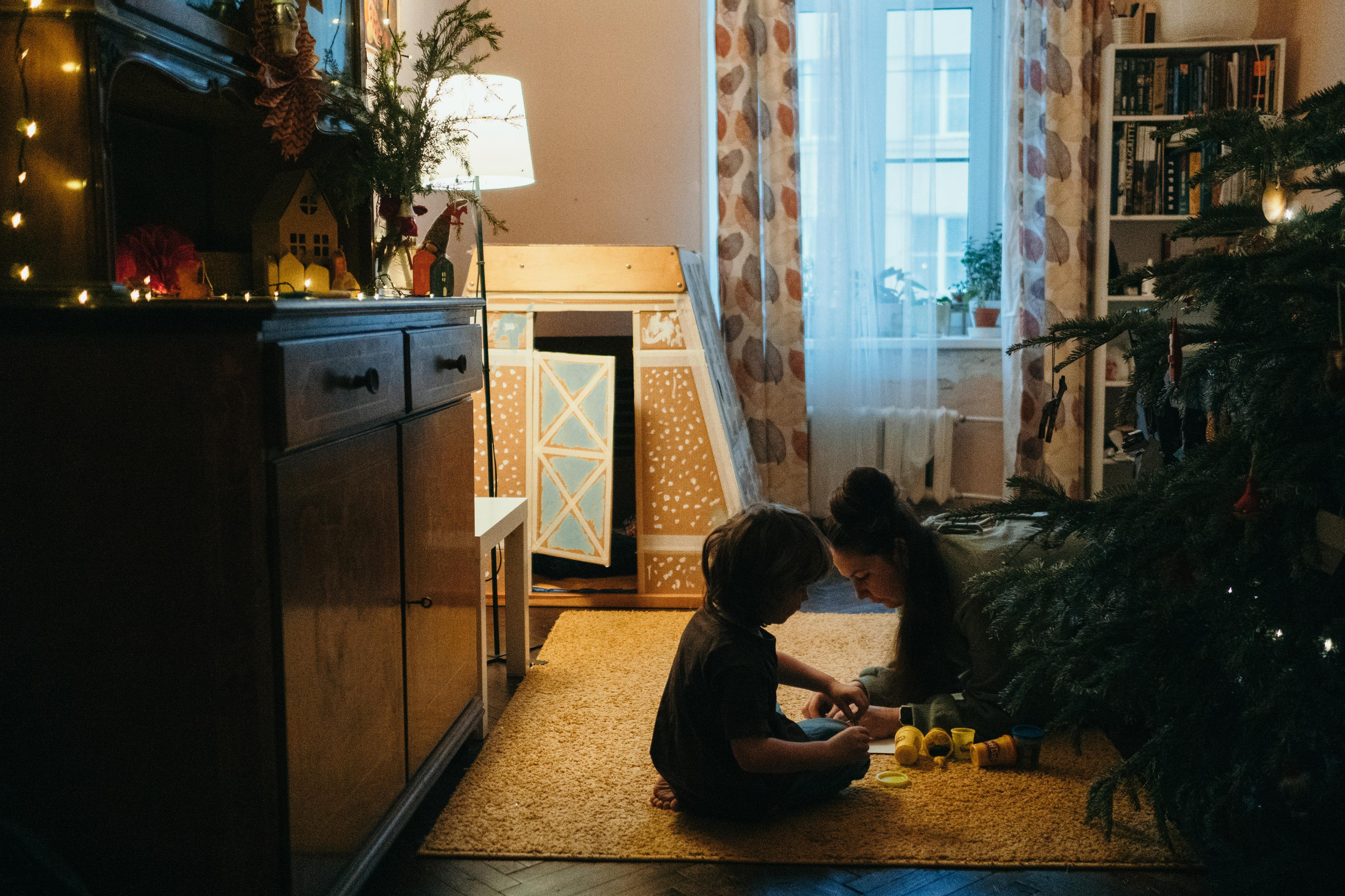 Фотосессия дома с фонариком. Семейный и детский фотограф в Санкт-Петербурге Наталья Григорьева