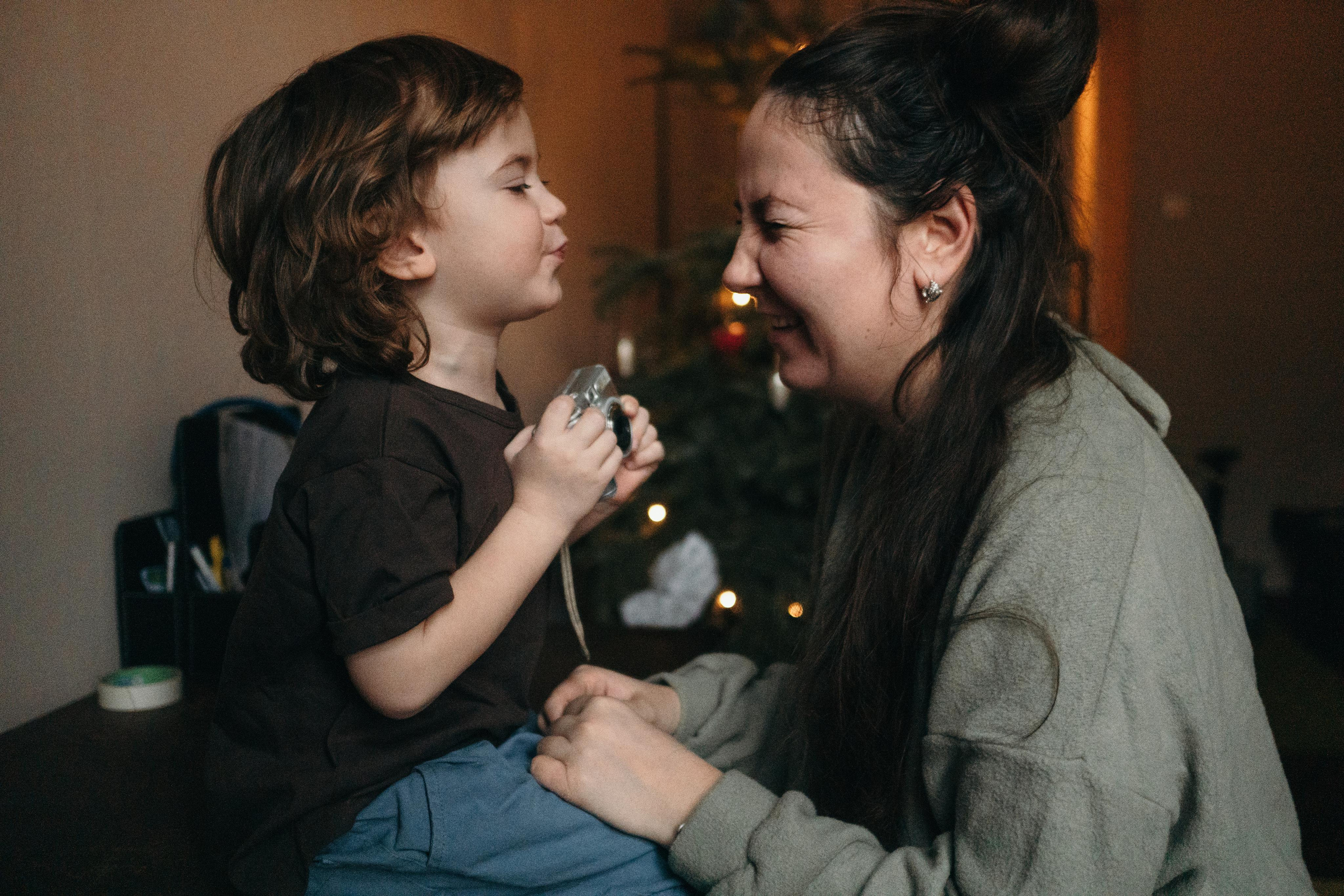 Фотосессия дома с фонариком. Семейный и детский фотограф в Санкт-Петербурге Наталья Григорьева